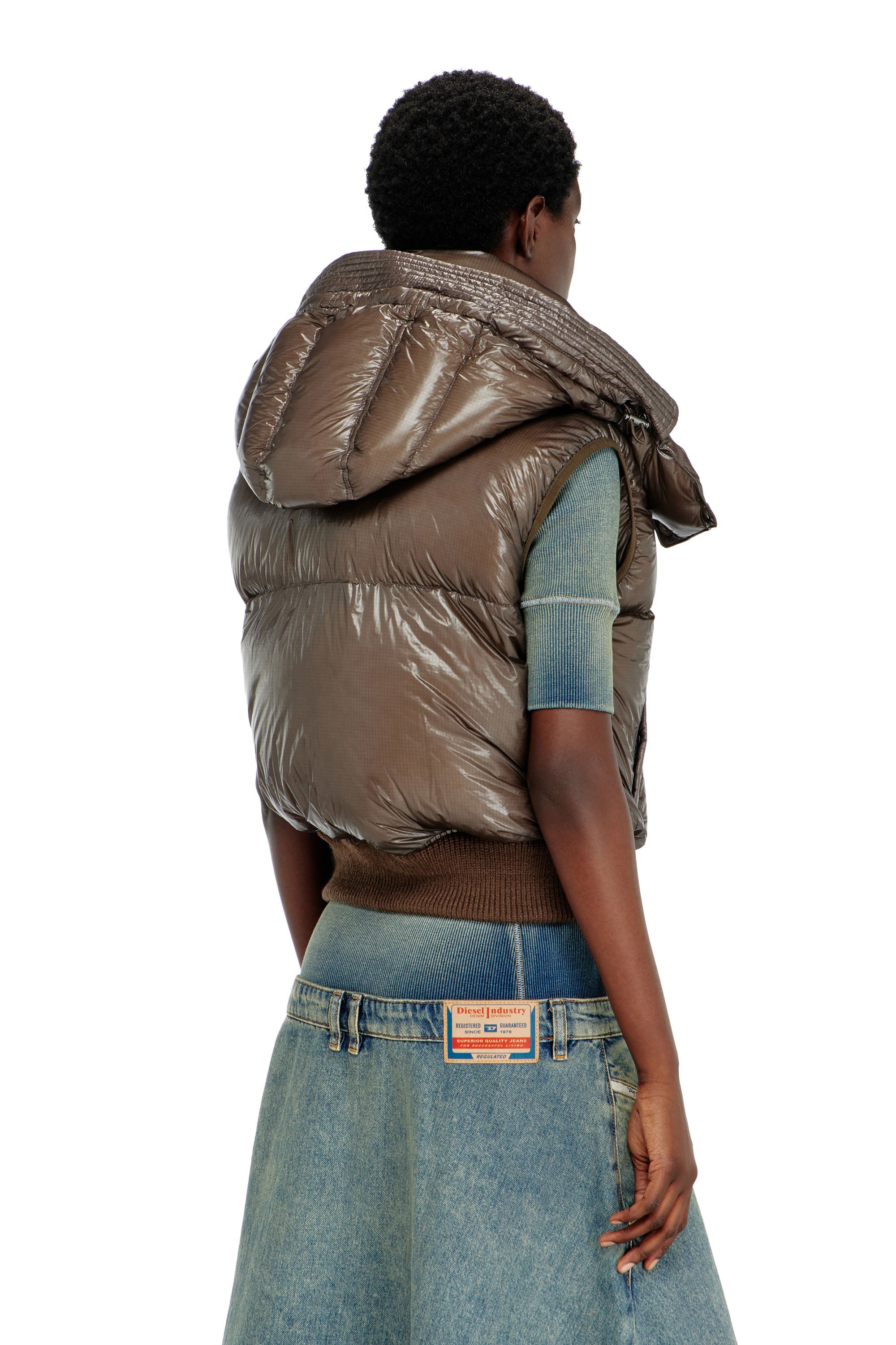 Diesel - W-PEYT-SSL-NEW-T1, Female's ダウンベスト in ブラウン - 4