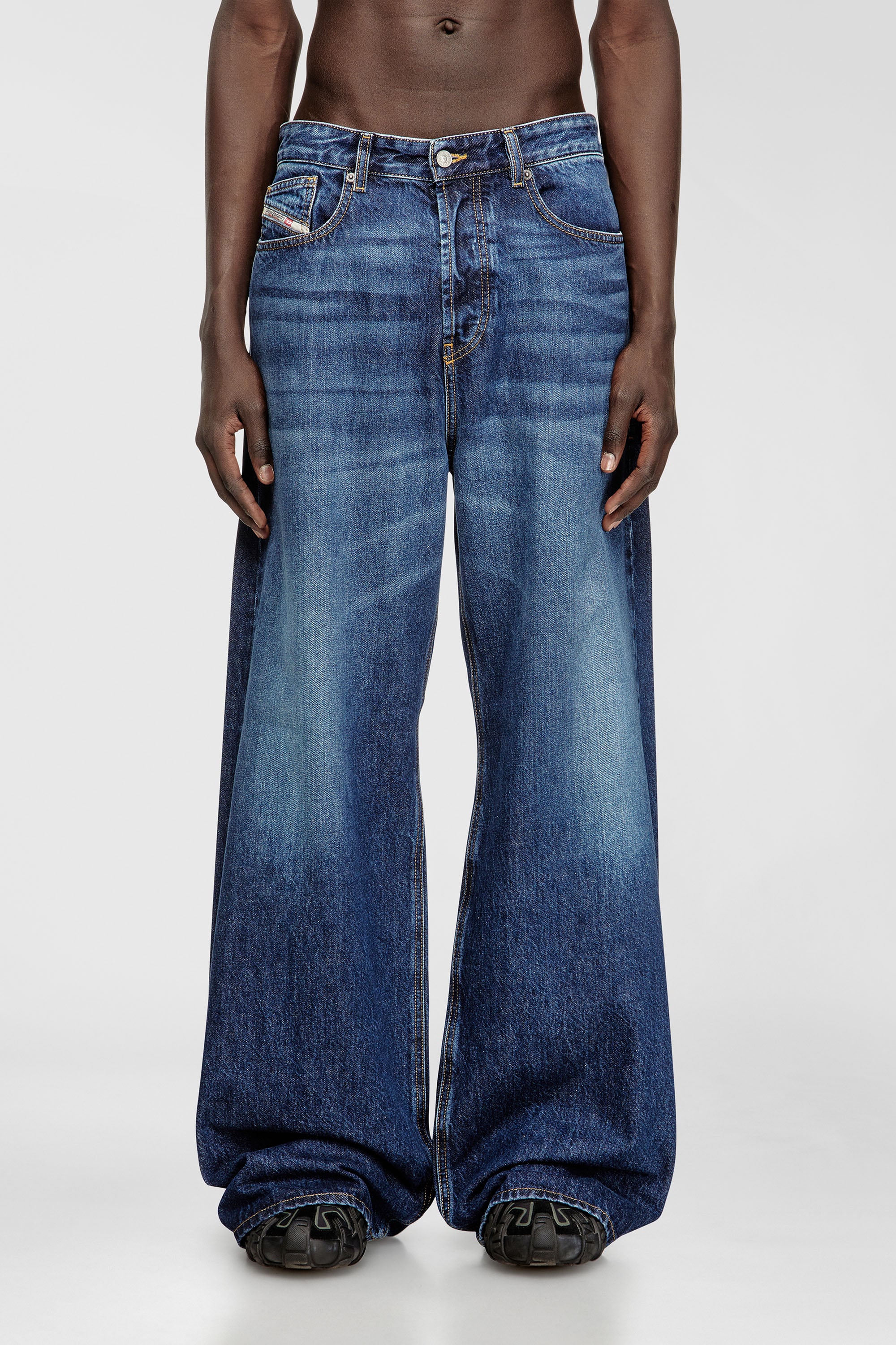 Diesel - Male's Relaxed Jeans D-Rise 09I27, null - 1