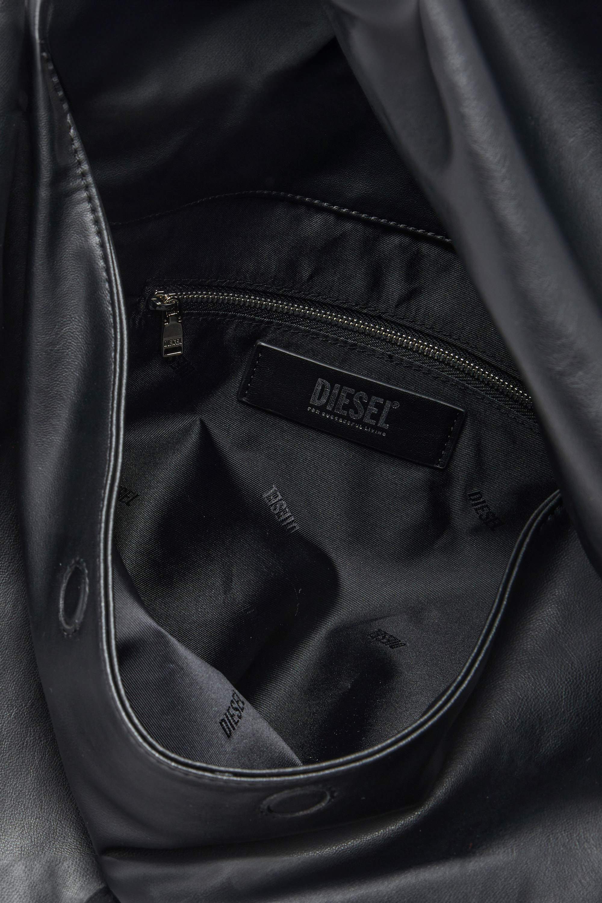 Diesel - GRAB-D HOBO M, Female's フェイクレザーホーボーバッグ in ブラック - 5