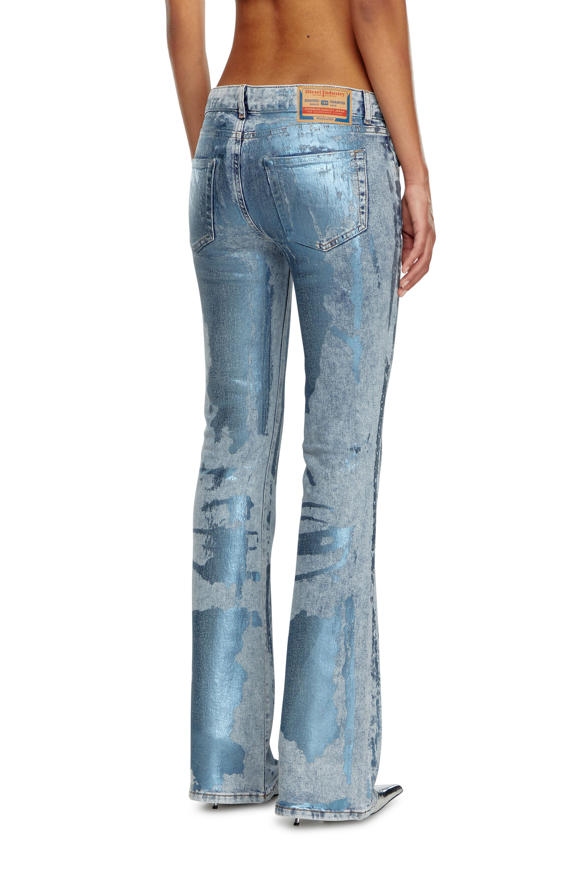 Diesel - Female's Bootcut Jeans 1969 D-Ebbey 0AJEU, ライトブルー - 4