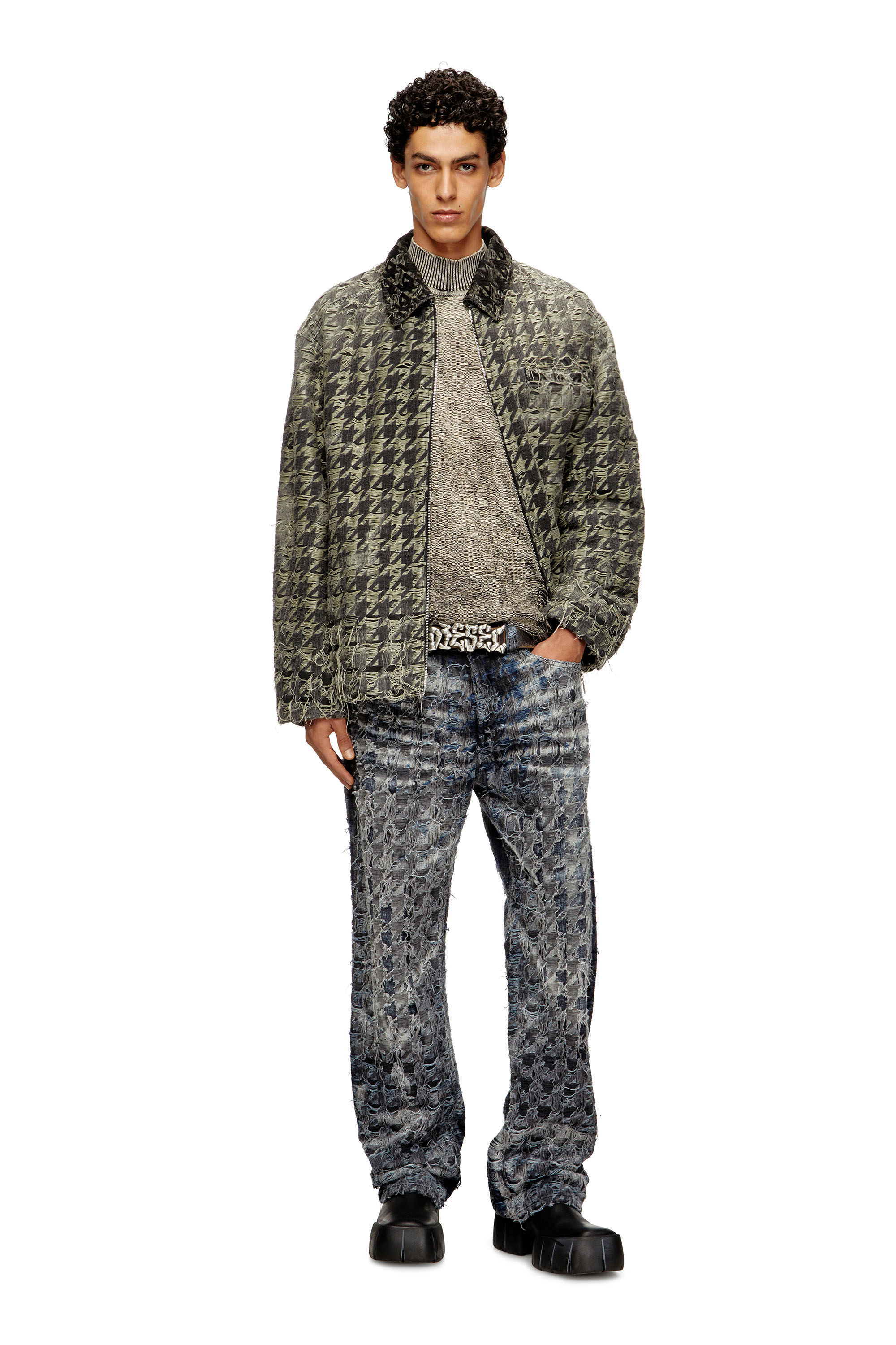 Diesel - Male's Relaxed Jeans 1980 D-Eeper 0CEBL, ダークブルー - 1