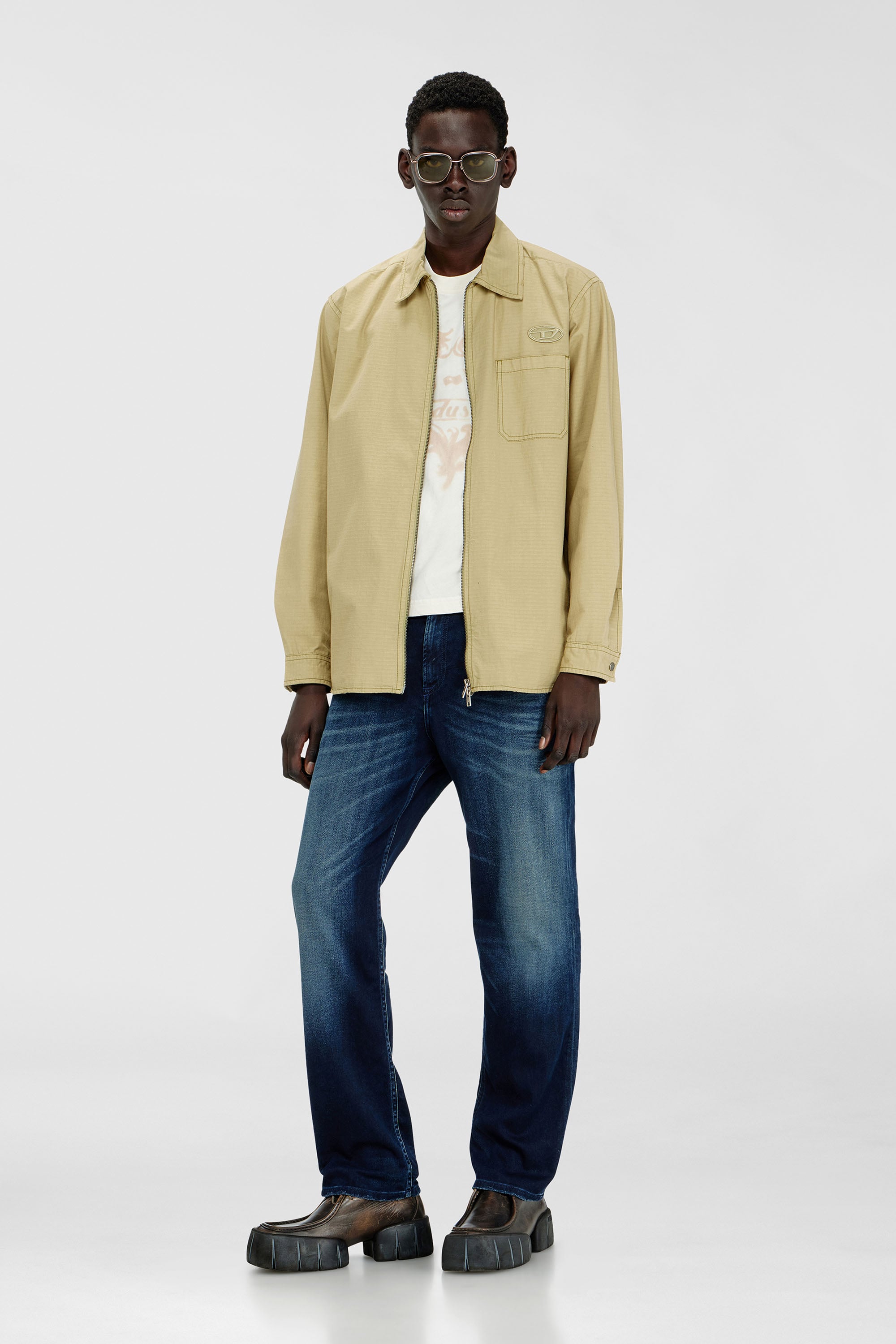 Diesel - Male's Regular 2090 D-Veekley Joggjeans&reg; 09P93, ダークブルー - 1