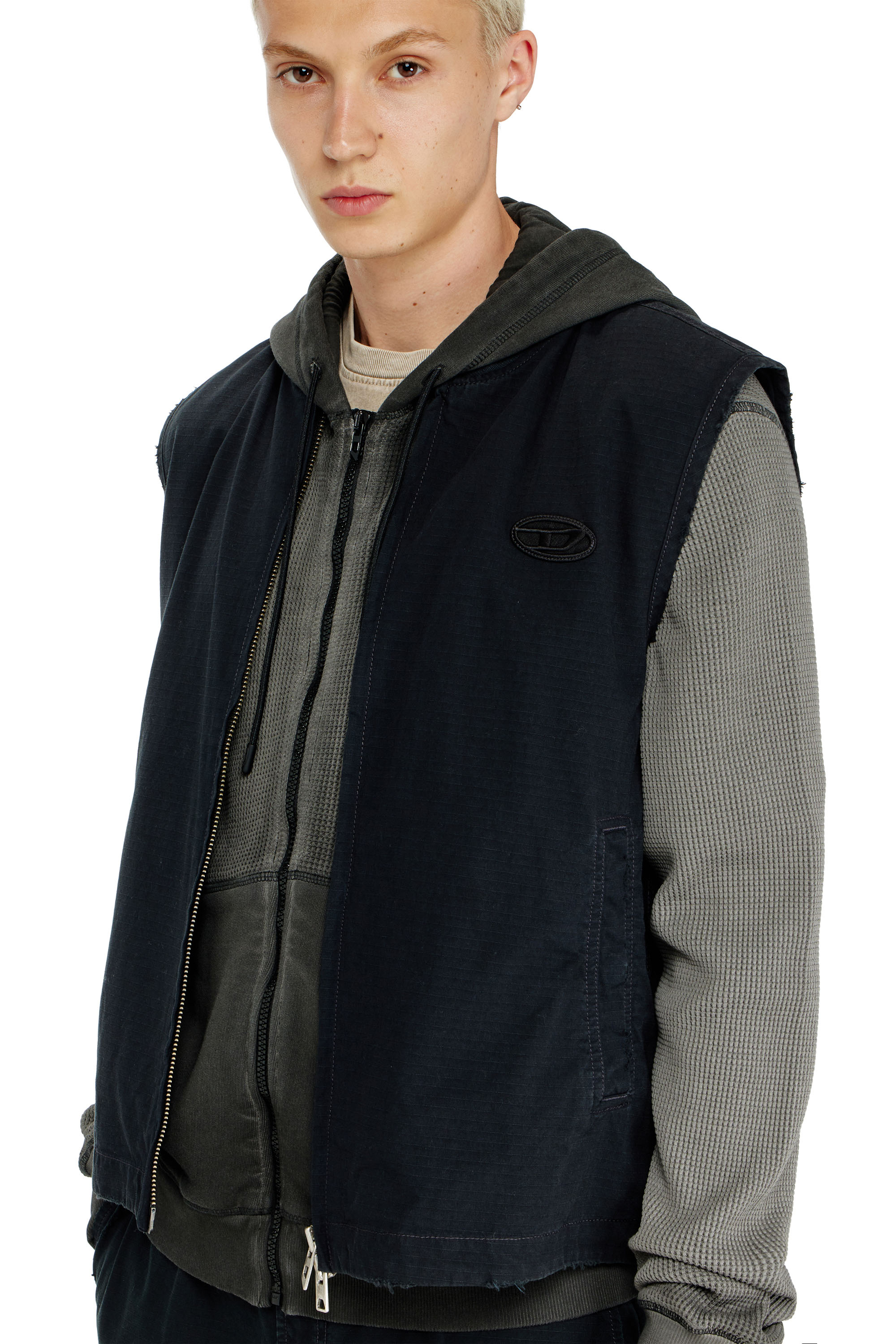 Diesel - J-TYPE-CO-SL, Male's スリーブレスジャケット in ブラック - 4