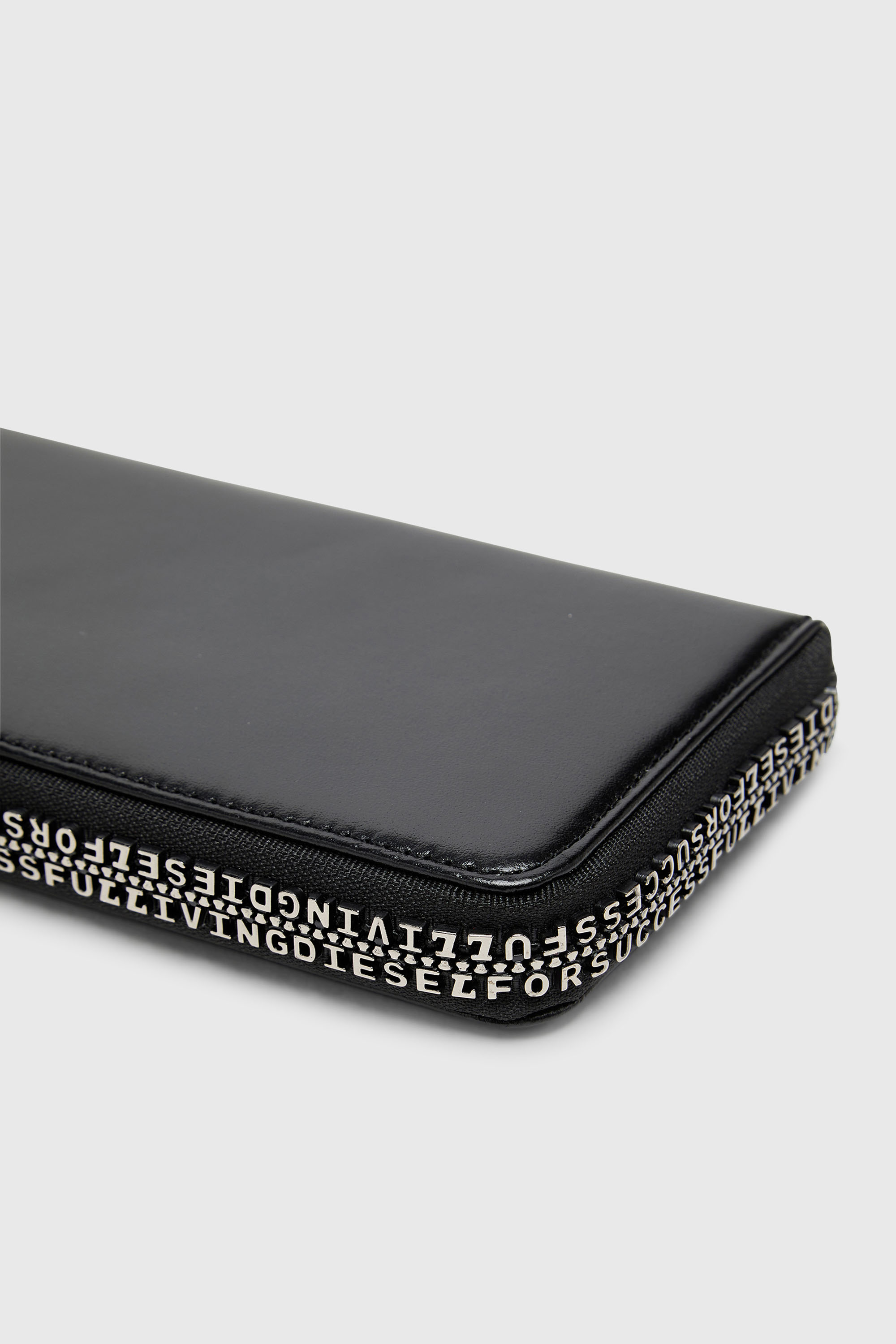 ZIP-D CONTINETAL L Long leather wallet with logo zip｜ブラック