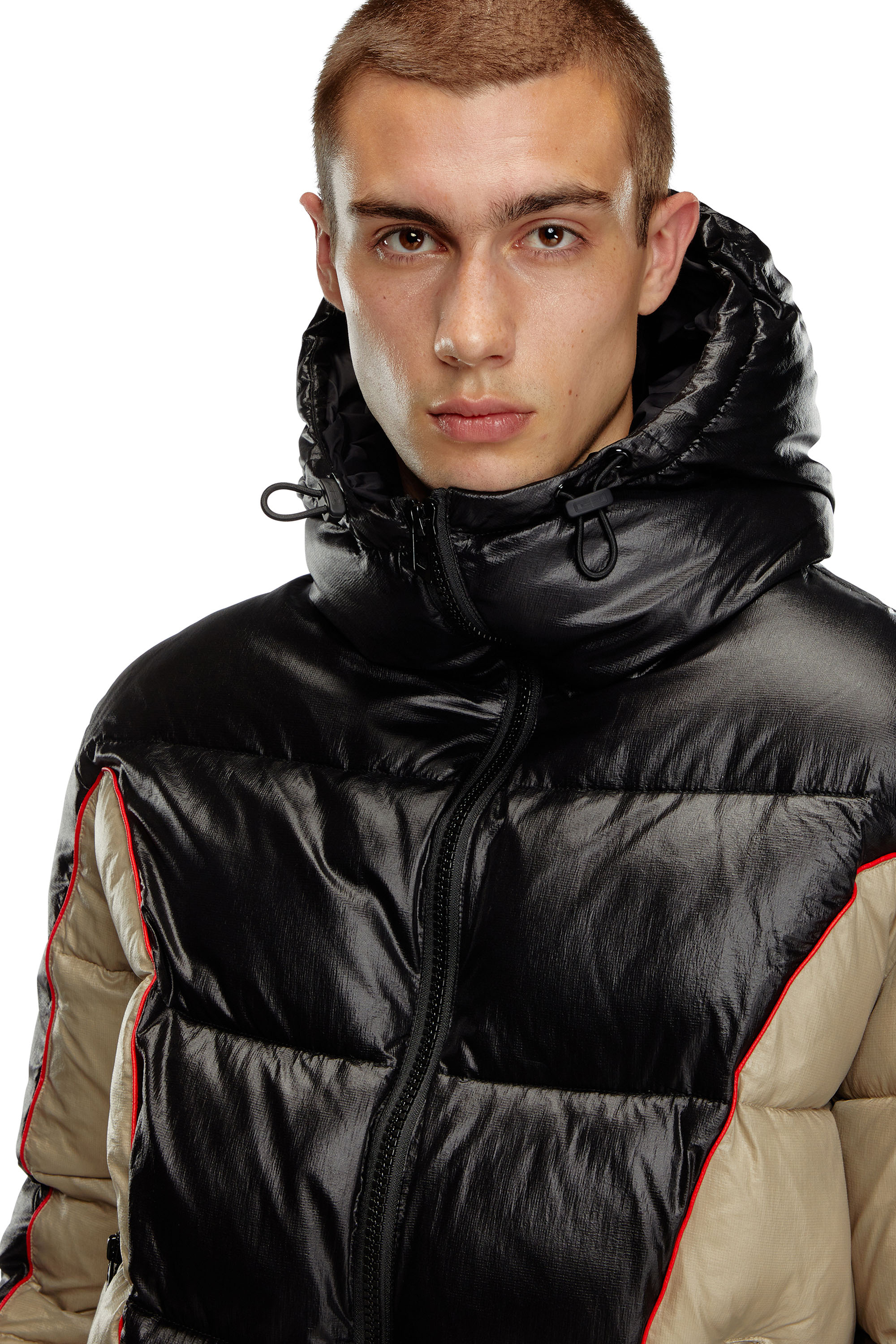 Diesel - W-OSTEND, Male's Hooded puffer jacket in shiny ripstop in ブラック/ベージュ - 4