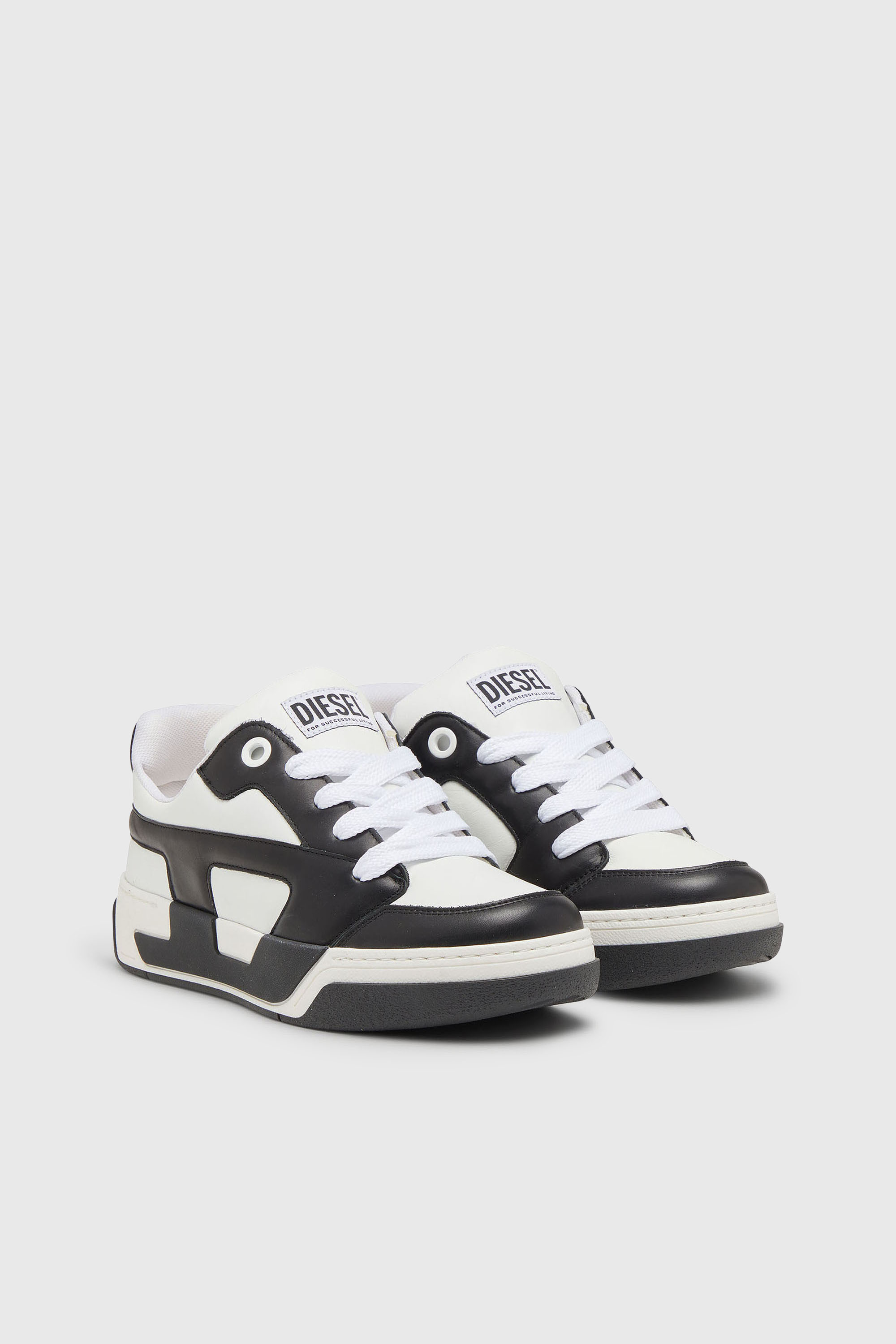 Diesel - S-D-OLLIE LOW W, Female's ローカットスニーカー in ホワイト/ブラック - 2