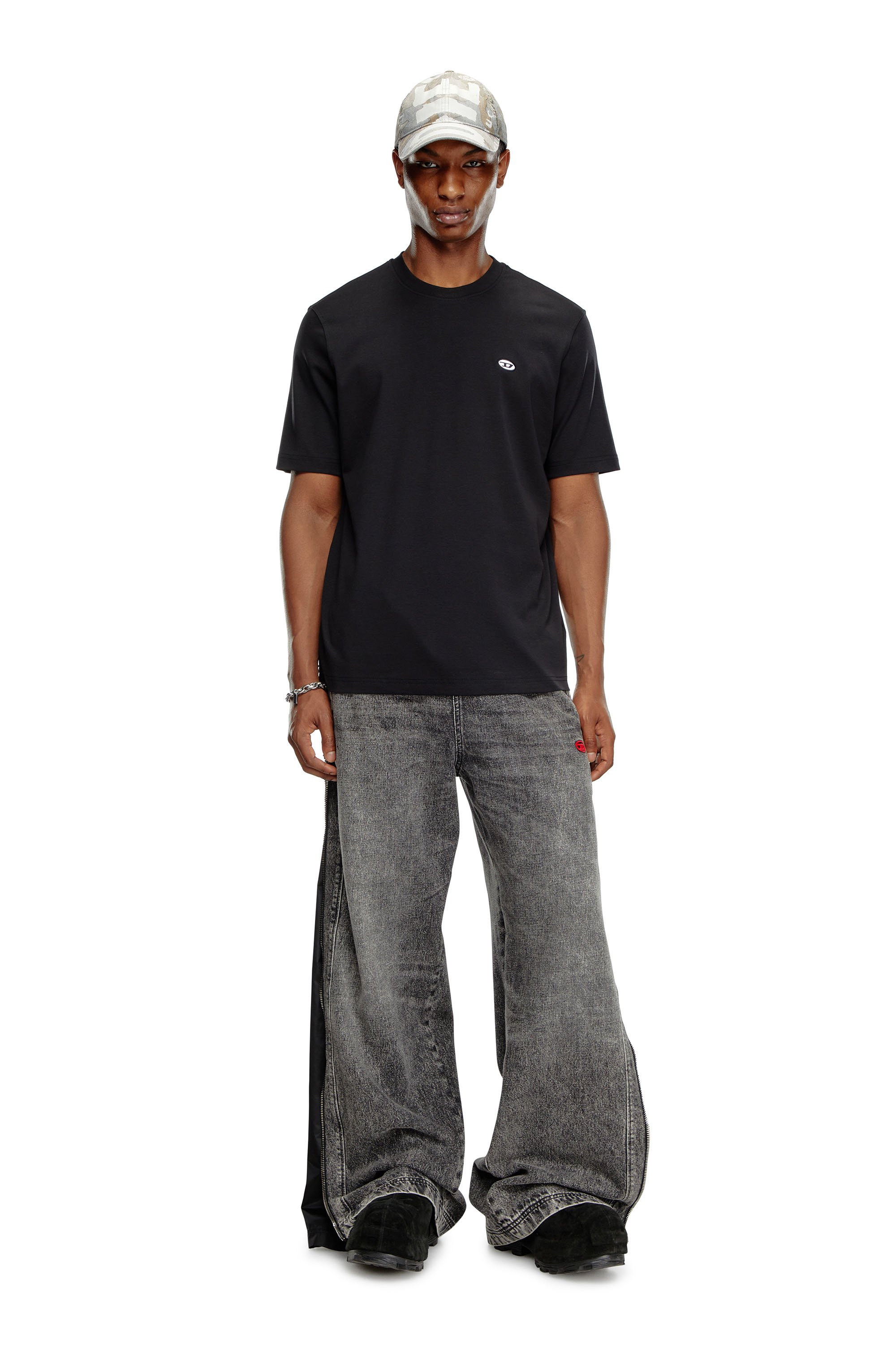 Diesel - T-ADJUST-DOVAL-PJ, Male's T-shirt with Oval D patch in ブラック - 2
