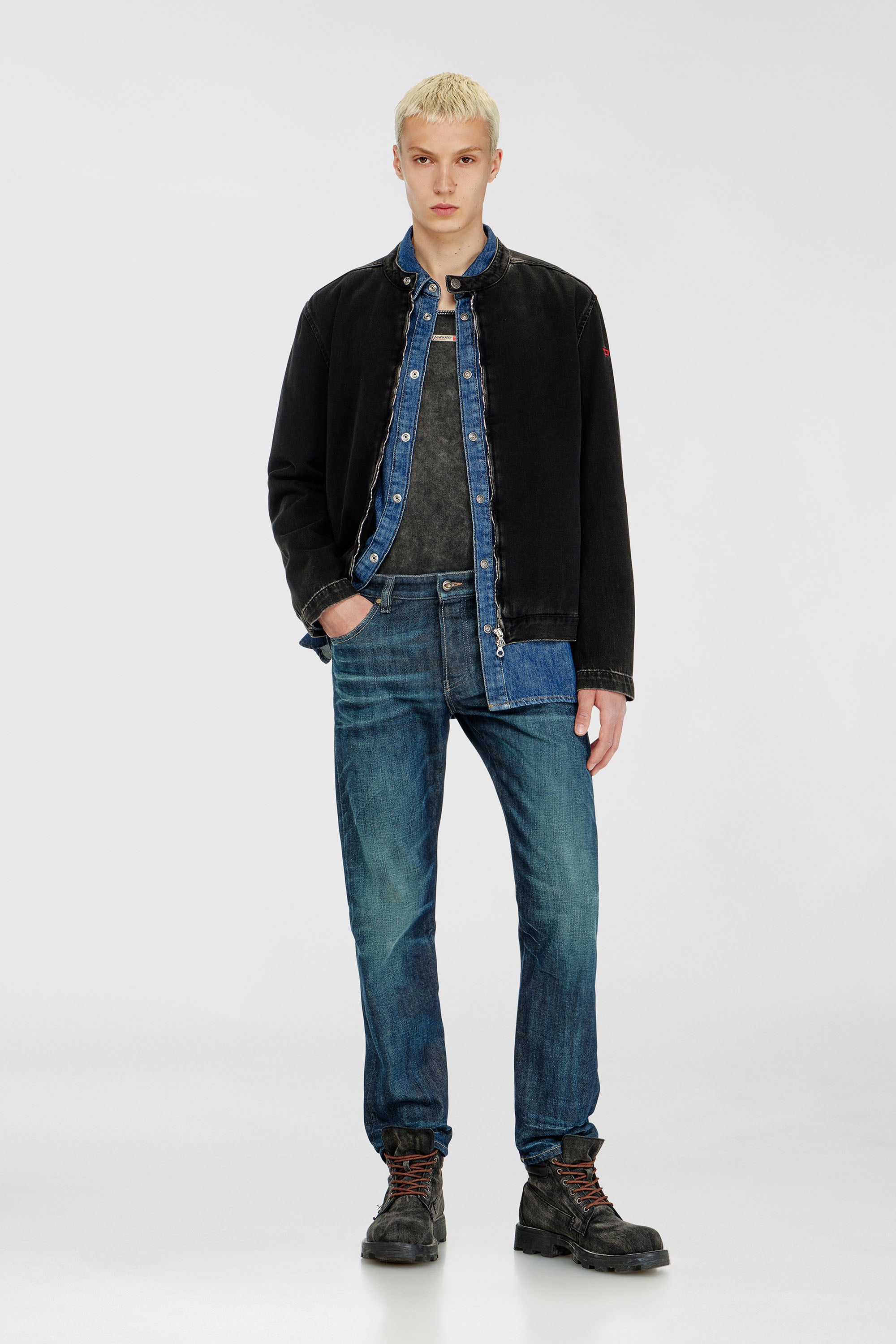 Diesel - Male's Slim Jeans 1993 D-Vyl 09Q04, ダークブルー - 1
