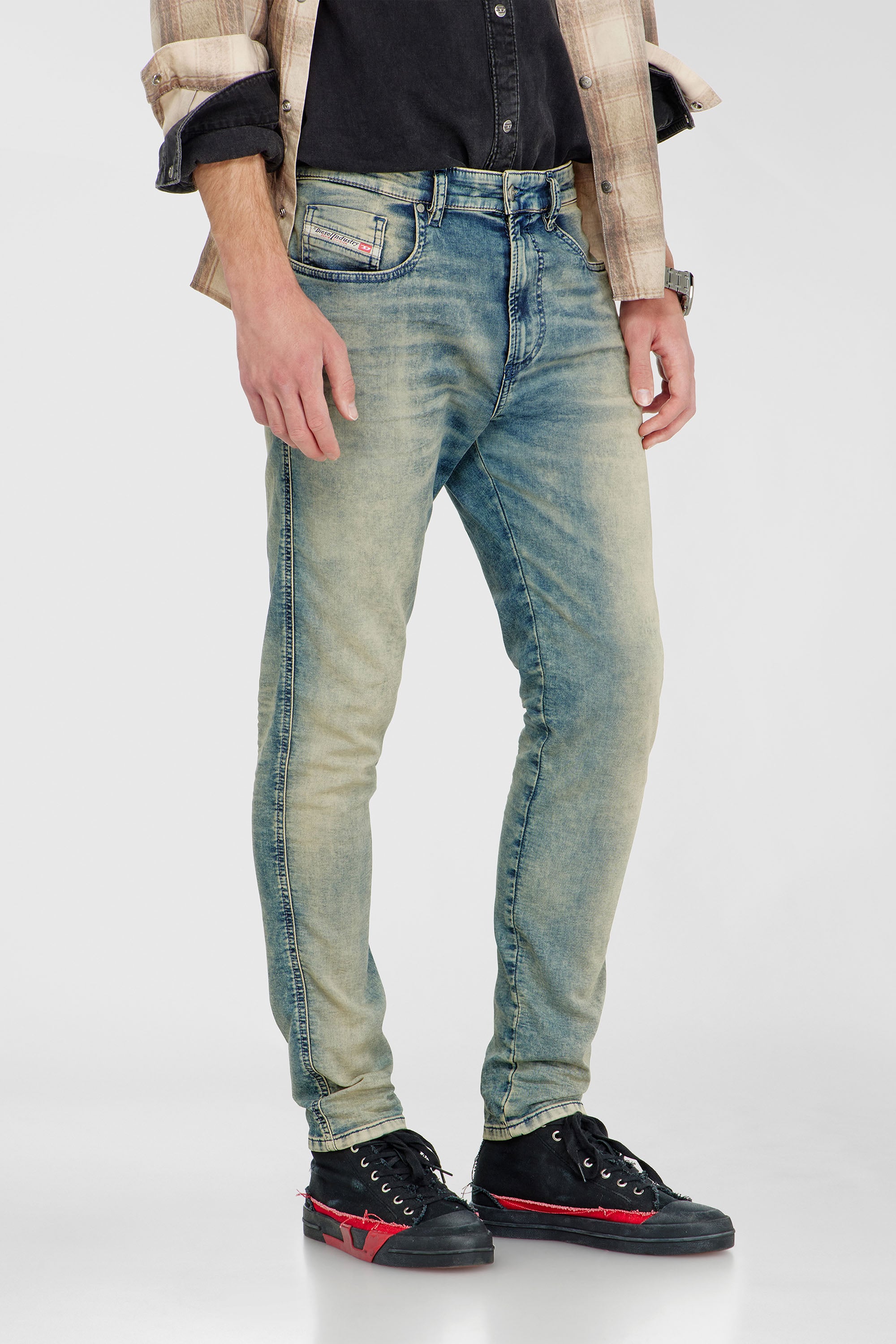 スリム ミドルウエスト 2062 D-Strukt Joggjeans® | ミディアムブルー