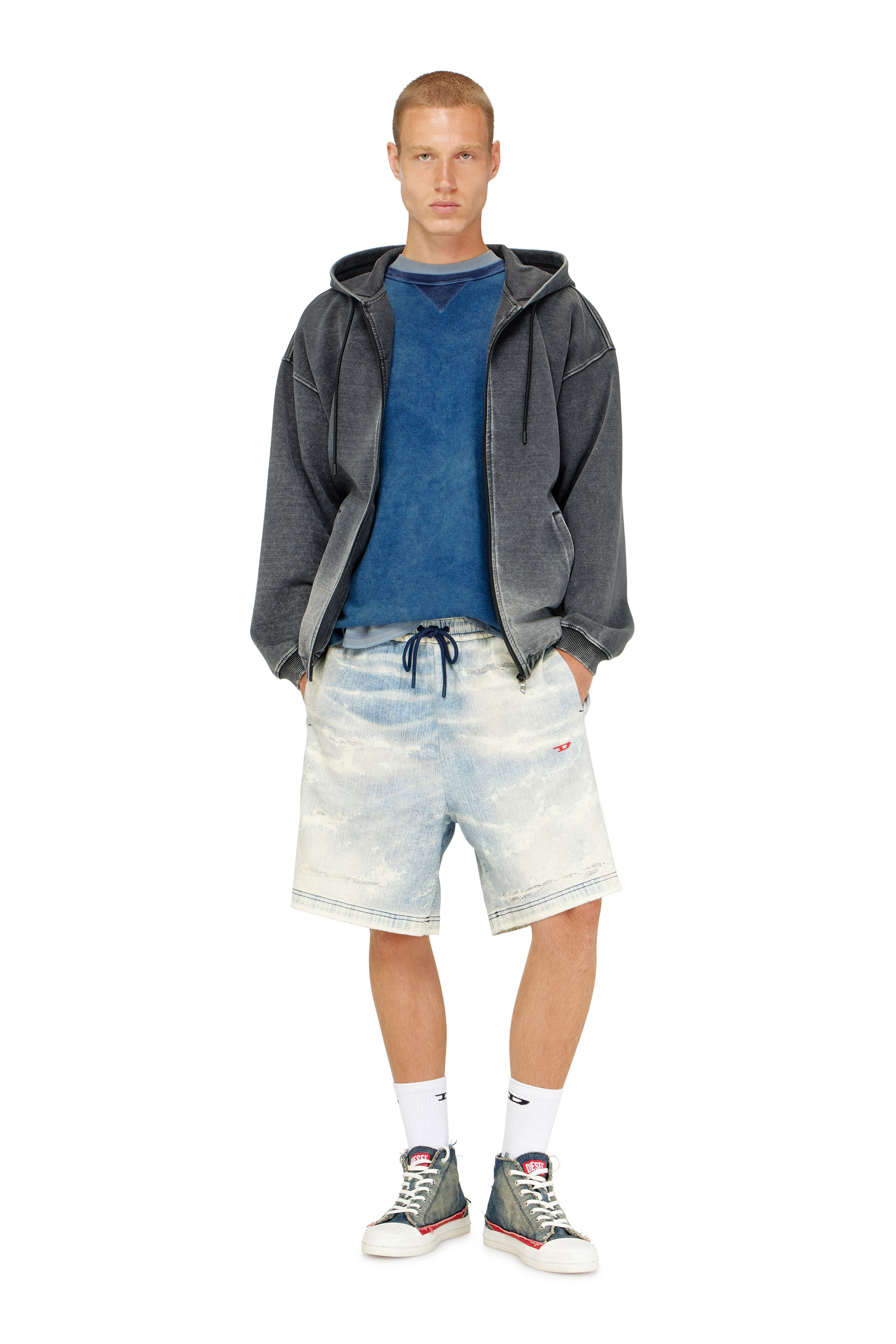 Diesel - D-BOXY JOGGJEANS, Male's ジョグ ショートパンツ in ライトブルー - 1