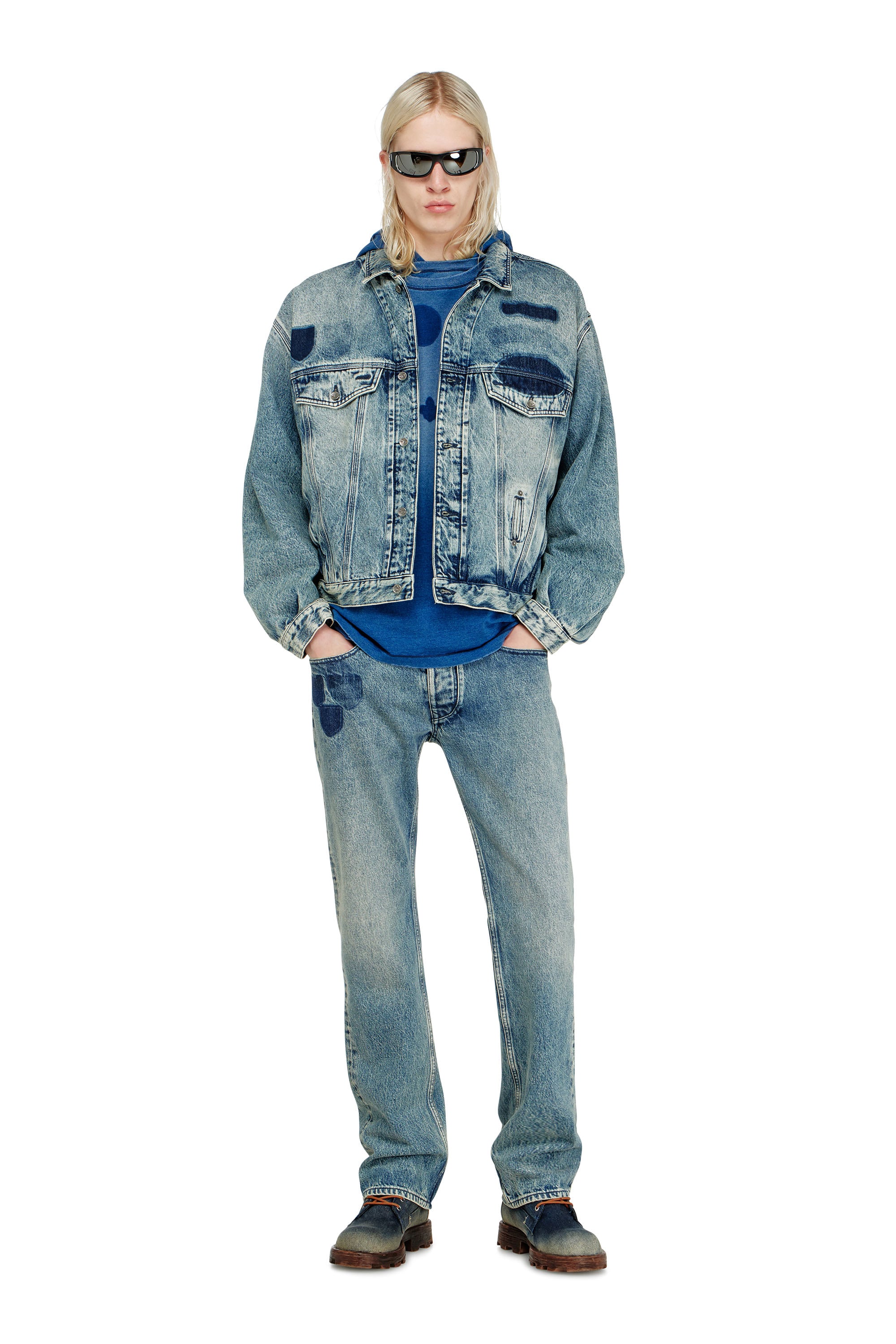 Diesel - T-NOX, Male's Tシャツ in ミディアムブルー - 2