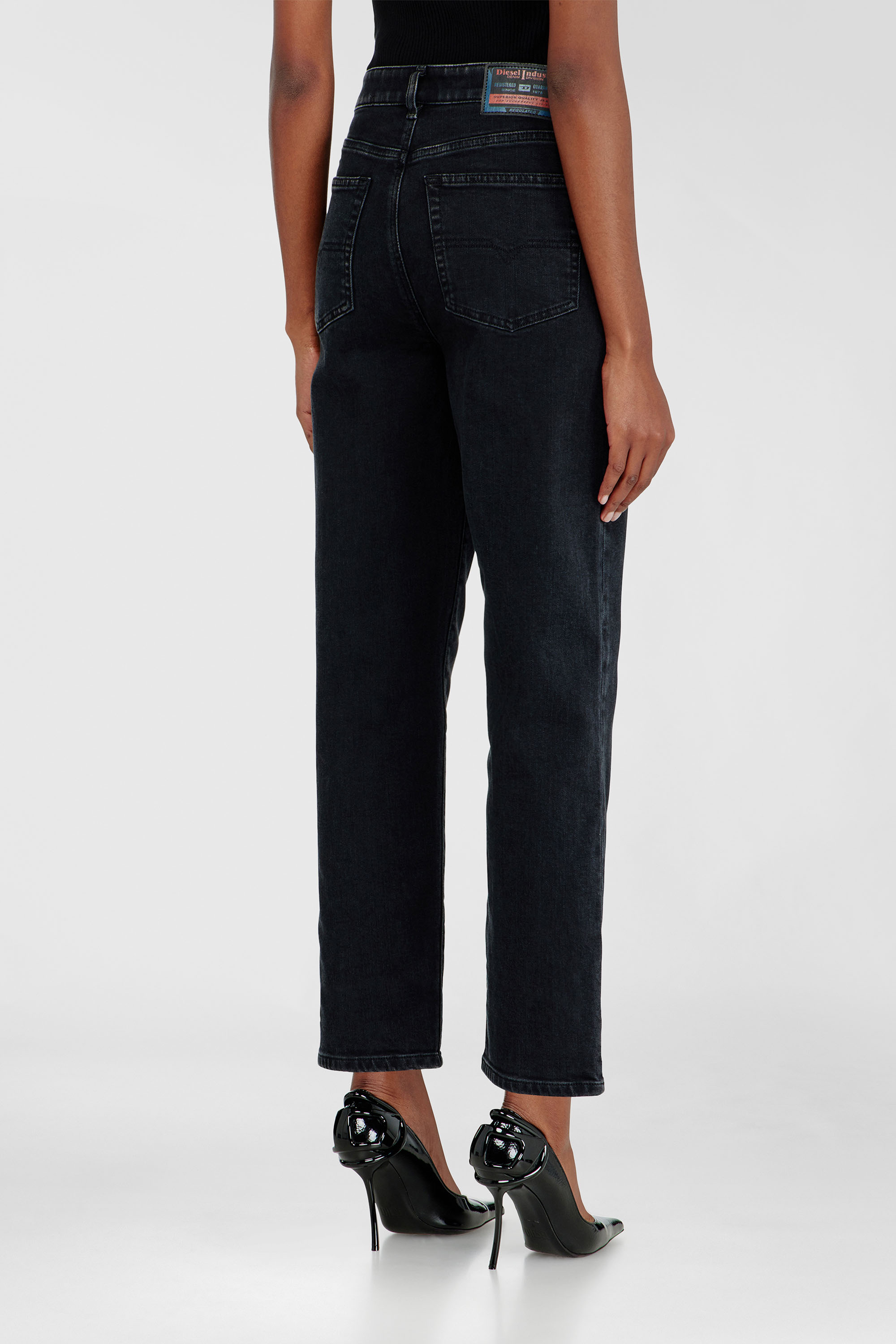 Diesel - Female's Regular Jeans 1981 D-Went 09N89, ブラック/ダークグレー - 5