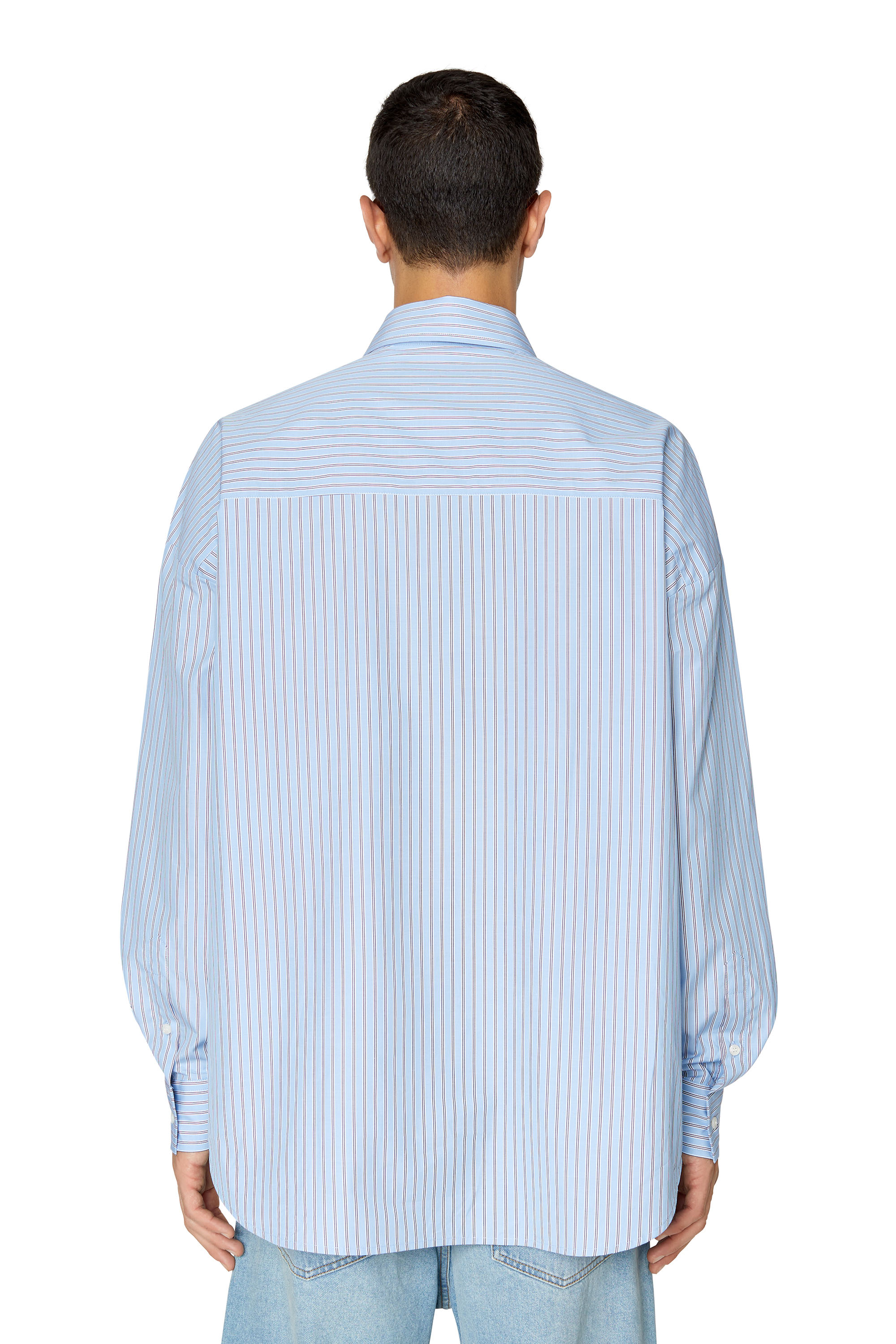 正規品は公式通販で DIESEL FW22 新作 デニムシャツ シャツ