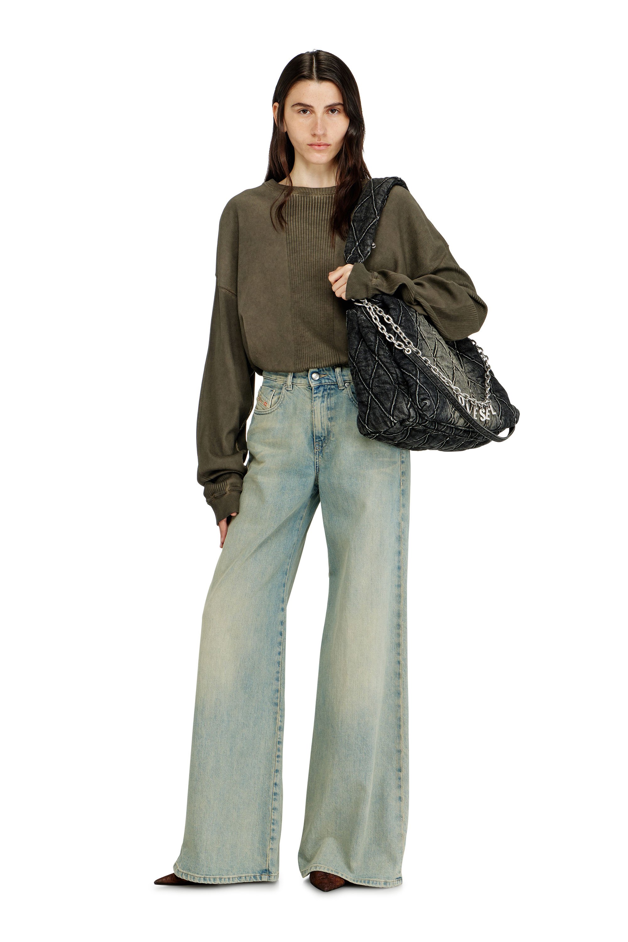 Diesel - CHARM-D SHOULDER L, Female's Charm-D-Large shoulder bag in treated quilted denim in ブラック - 2