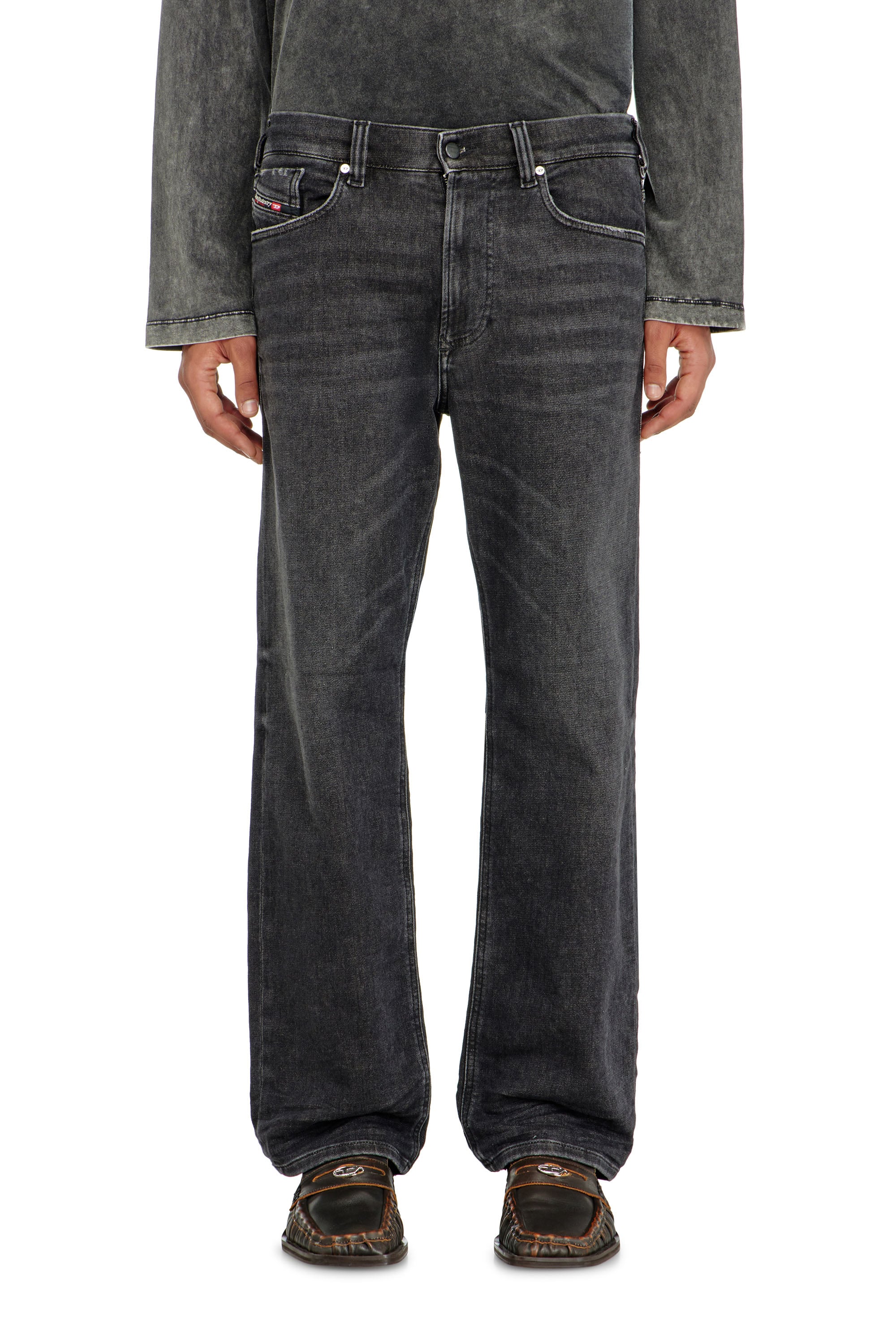 Diesel - Male's Relaxed 2080 D-Reel Joggjeans&reg; 09P92, ブラック/ダークグレー - 2