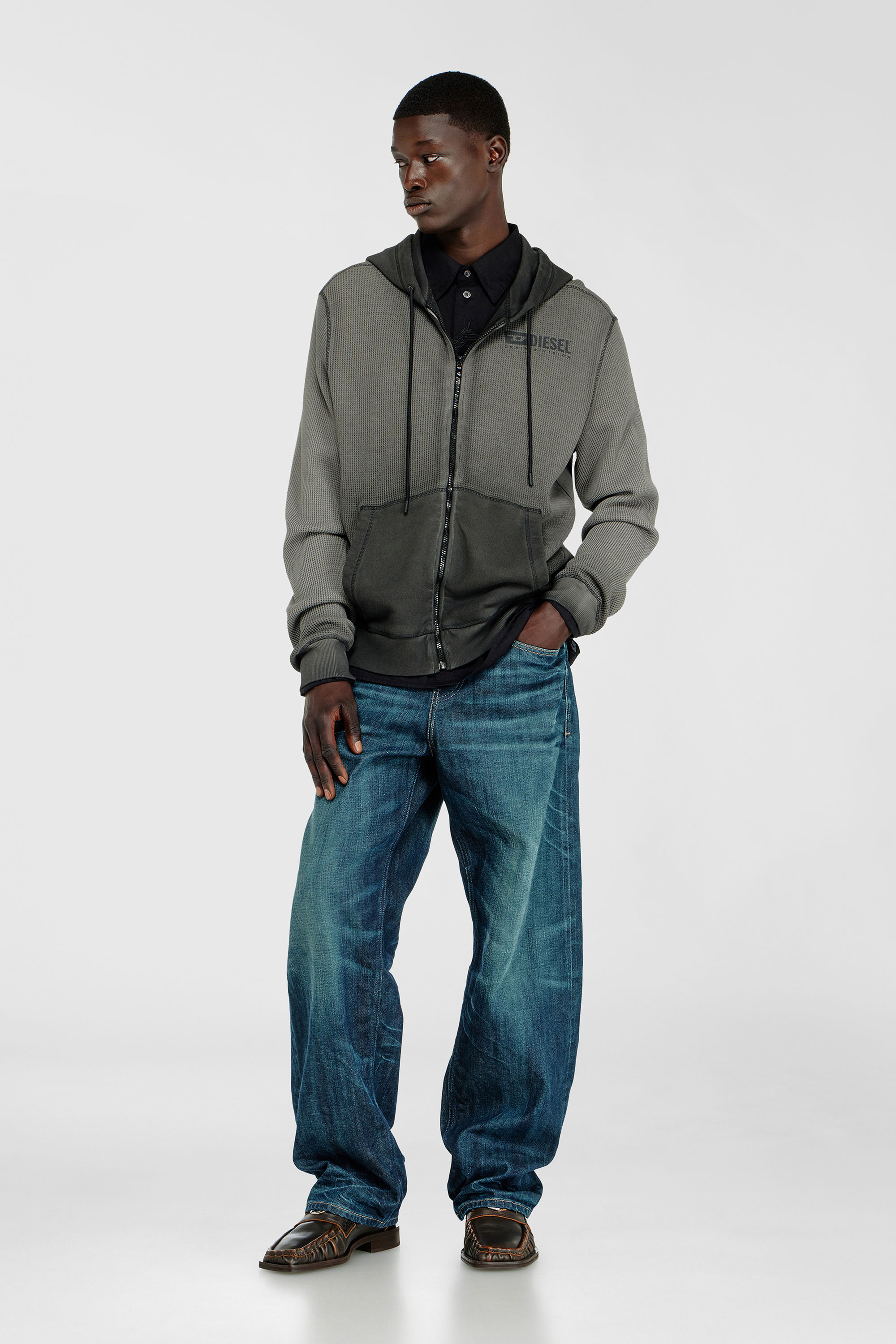 Diesel - S-WAFY-HOOD-ZIP, Male's ジップアップパーカー in グレー - 2