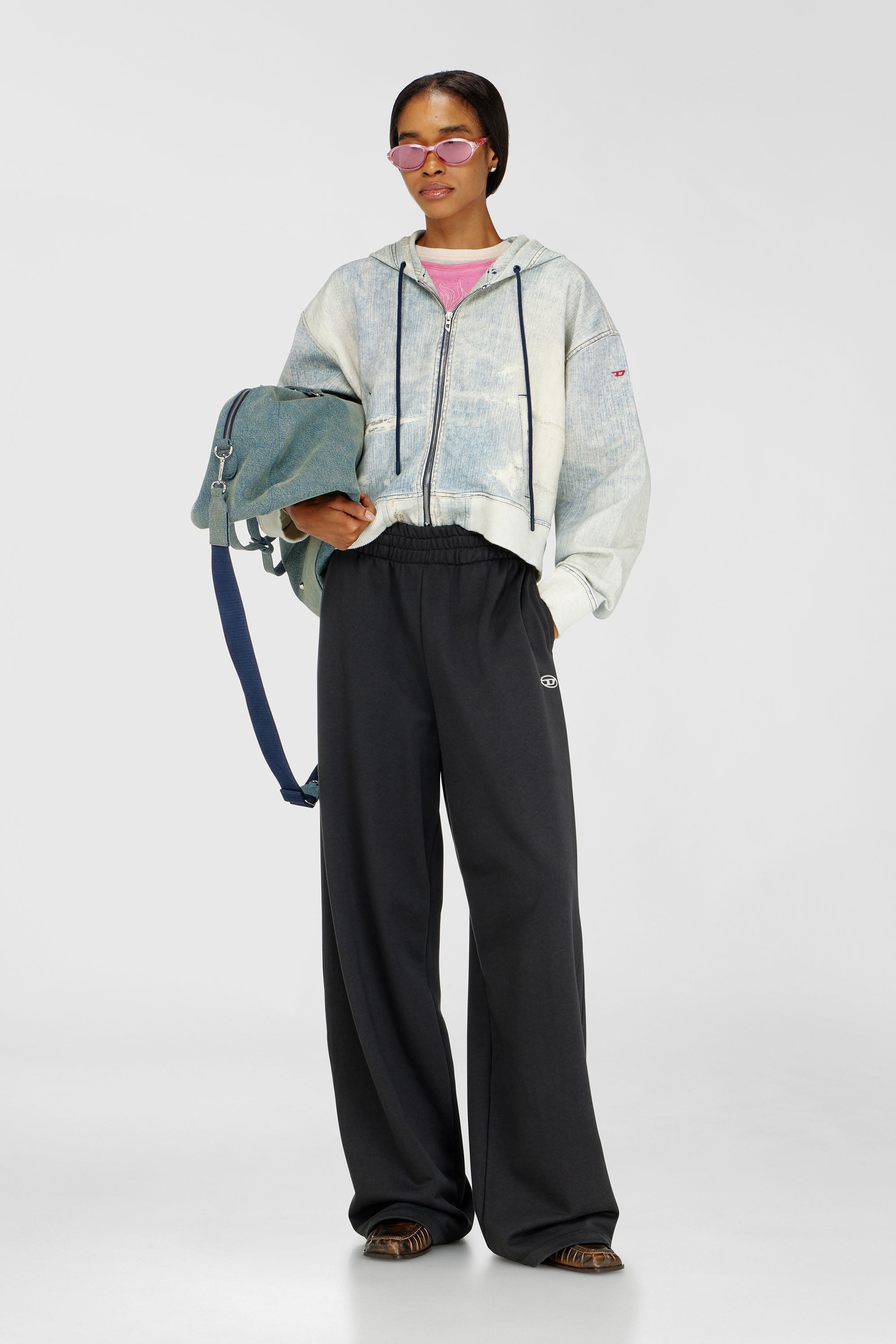 Diesel - P-ZENIA-OD, Female's スウェットパンツ in ブラック - 1