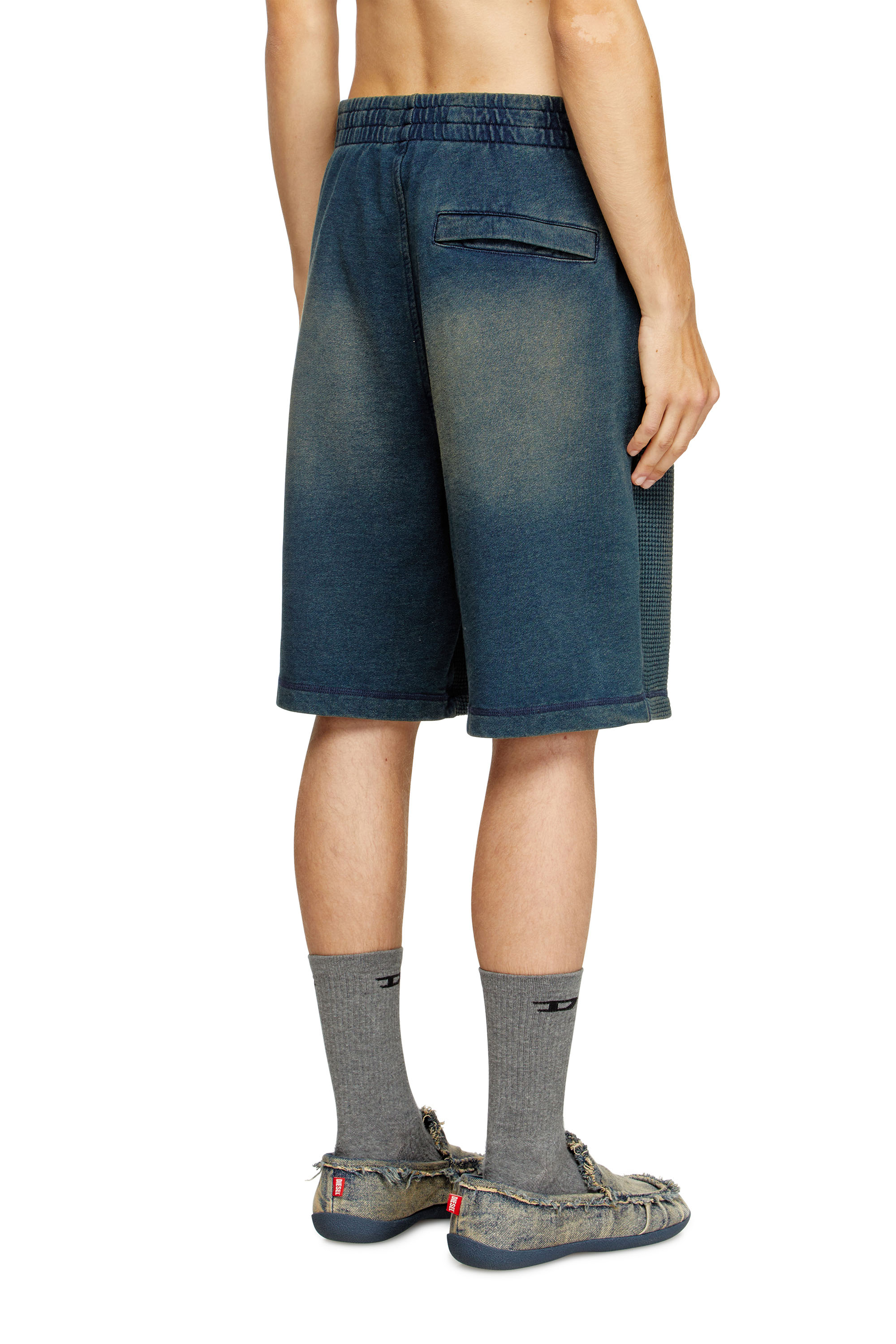 Diesel - P-WAFY-SHORT, Male's Sweat shorts in mixed denim-look jersey in ダークブルー - 4