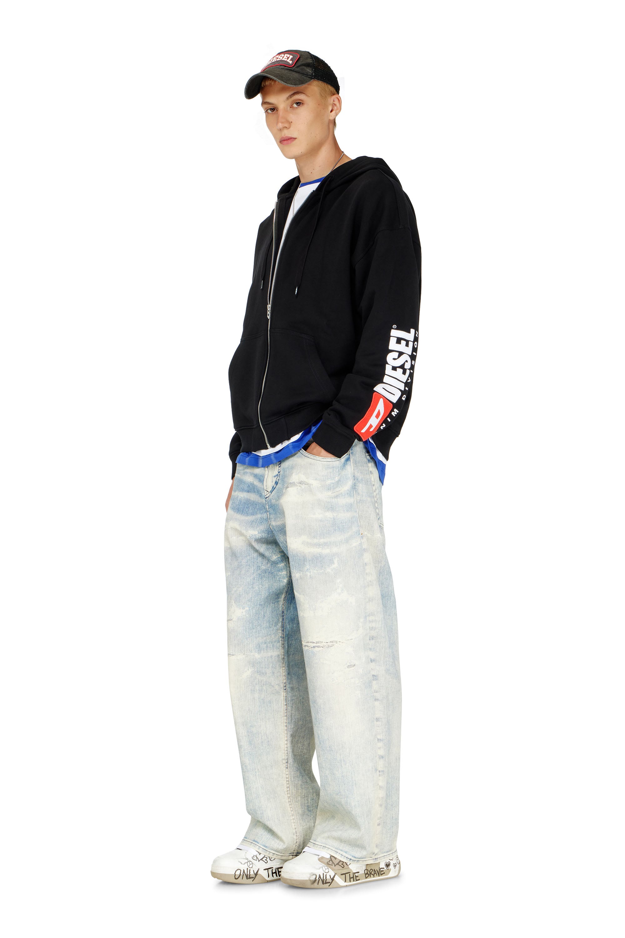 Diesel - S-BOXT-ZIP-HOOD-DIV, Male's ジップアップパーカー in ブラック - 2