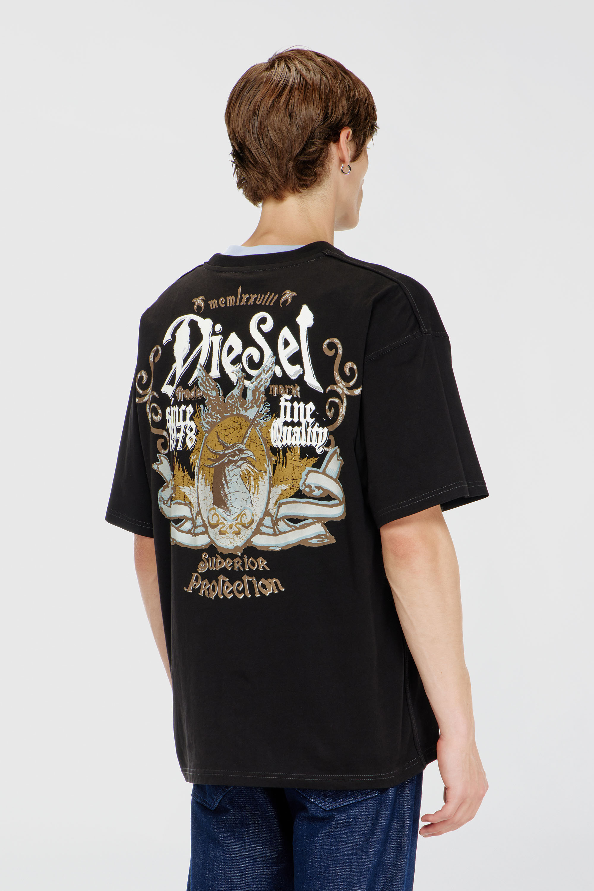 Diesel - T-BOXT-AA2, Male's Tシャツ in ブラック - 4