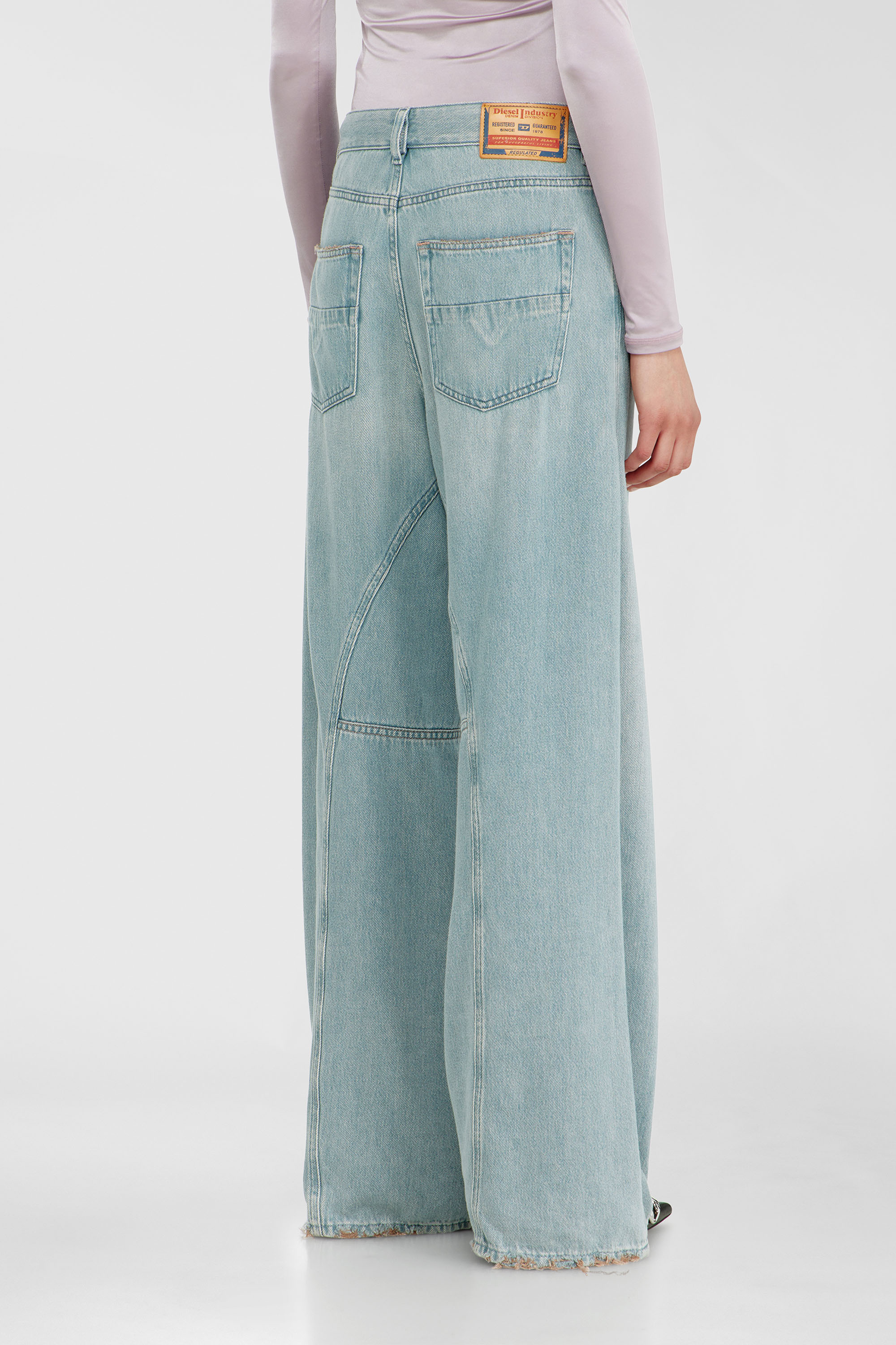 Diesel - Female's Relaxed Jeans 1996 D-Sire 09P84, ライトブルー - 5
