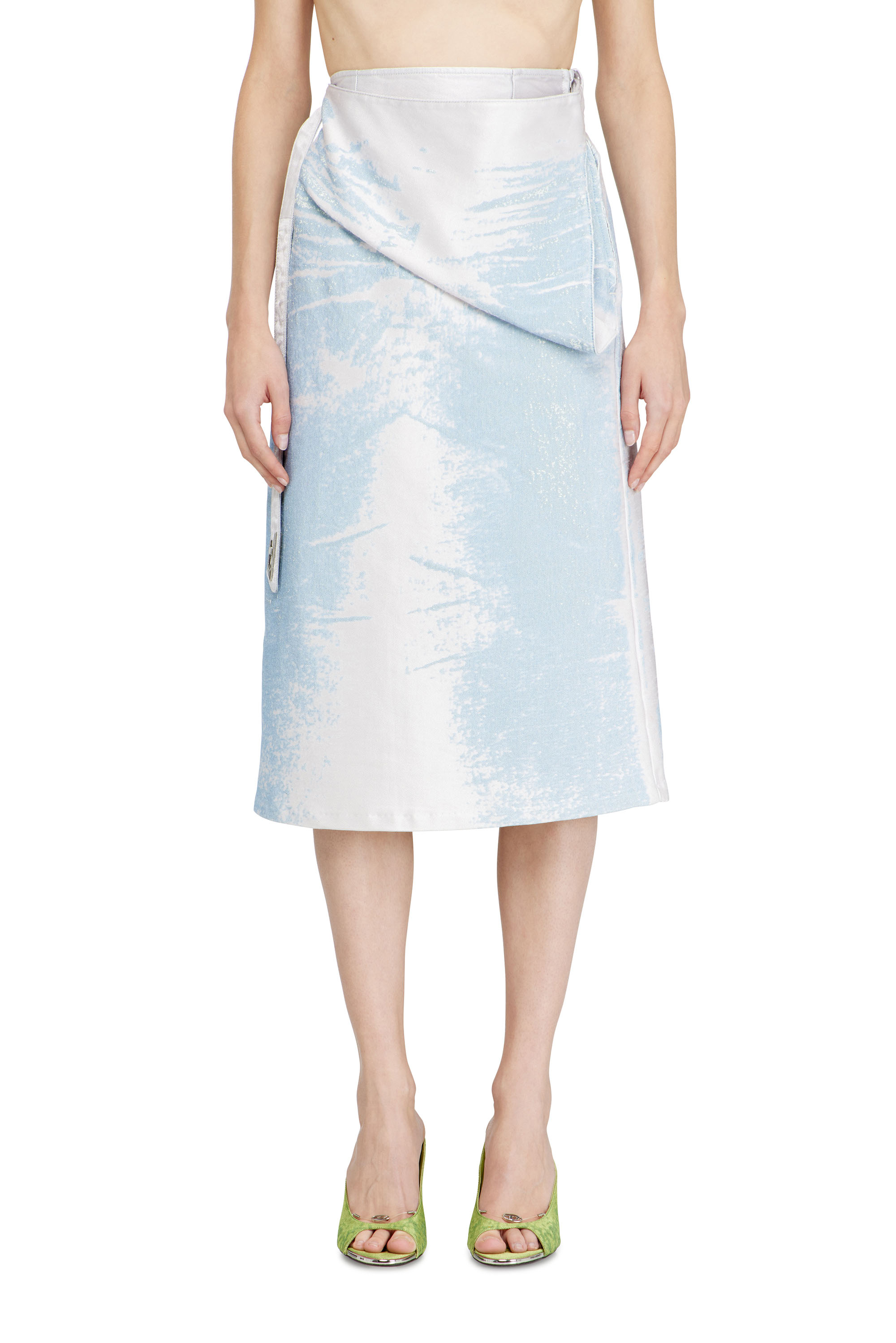 Diesel - DE-SIRA-FSI, Female's Midi skirt in coloured satin denim in ブルー/ホワイト - 1