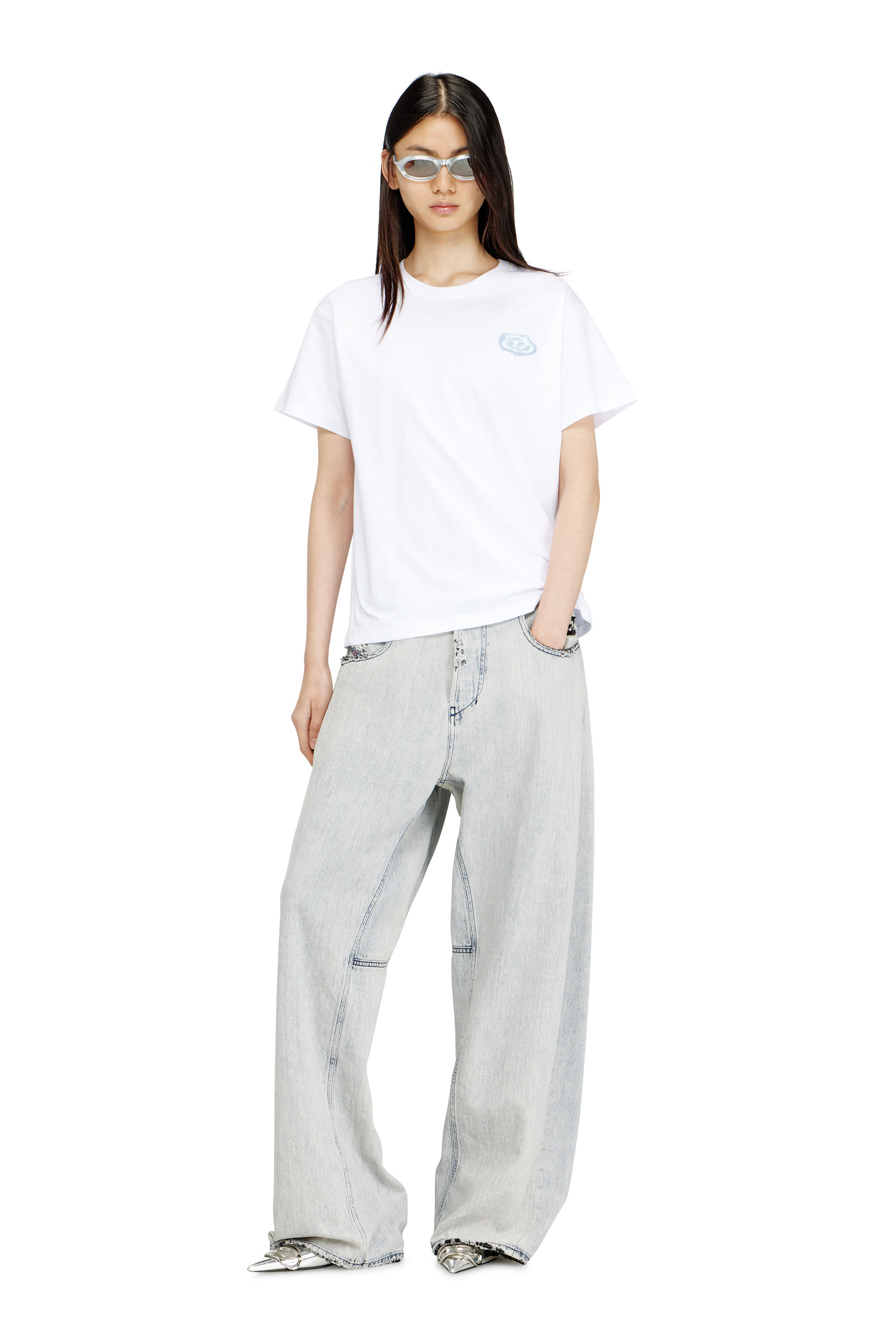 Diesel - T-NORMY-S7, Female's T-shirt with Oval D print in ホワイト - 1