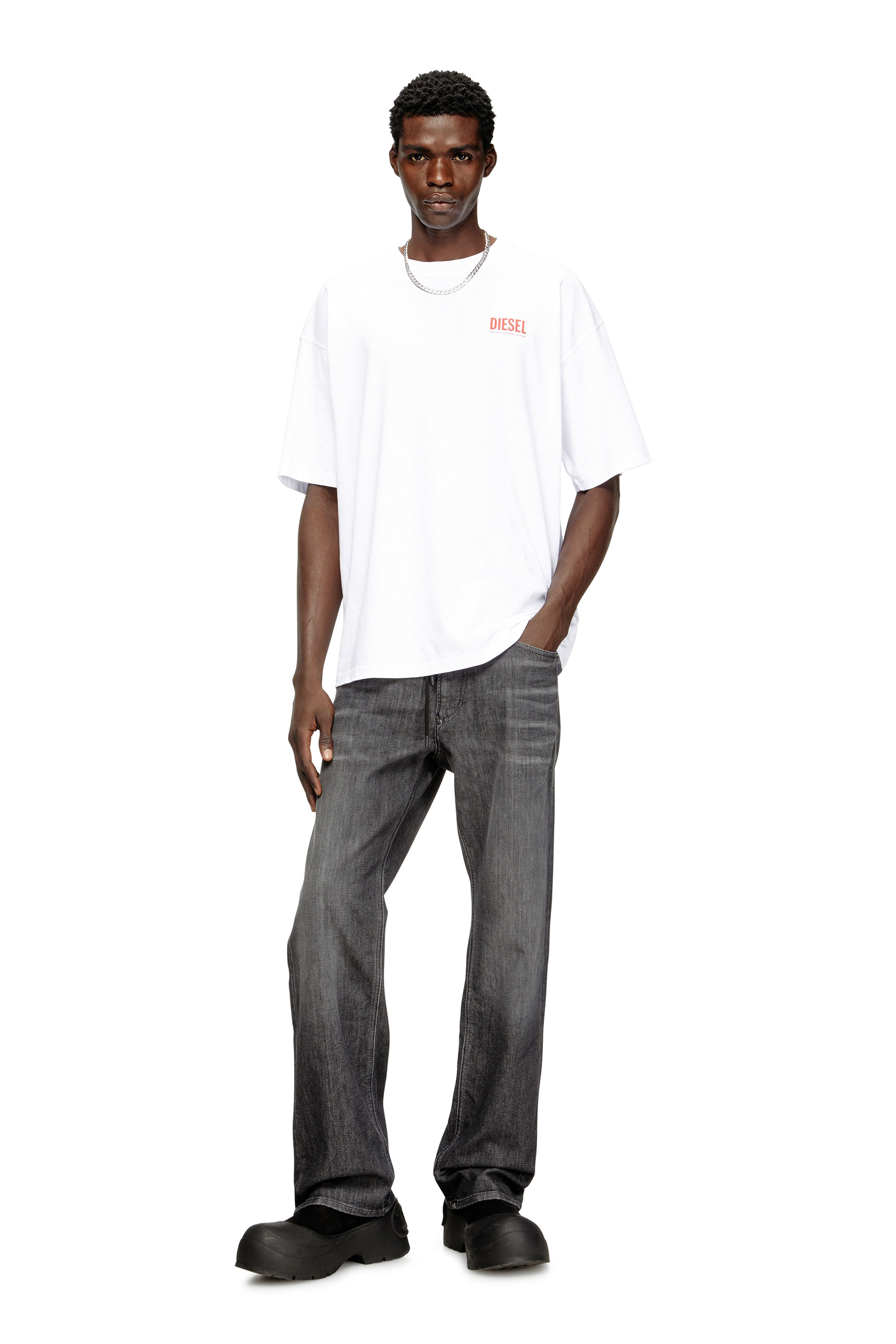 Diesel - T-BOXT-BISK, Male's Tシャツ in ホワイト - 2