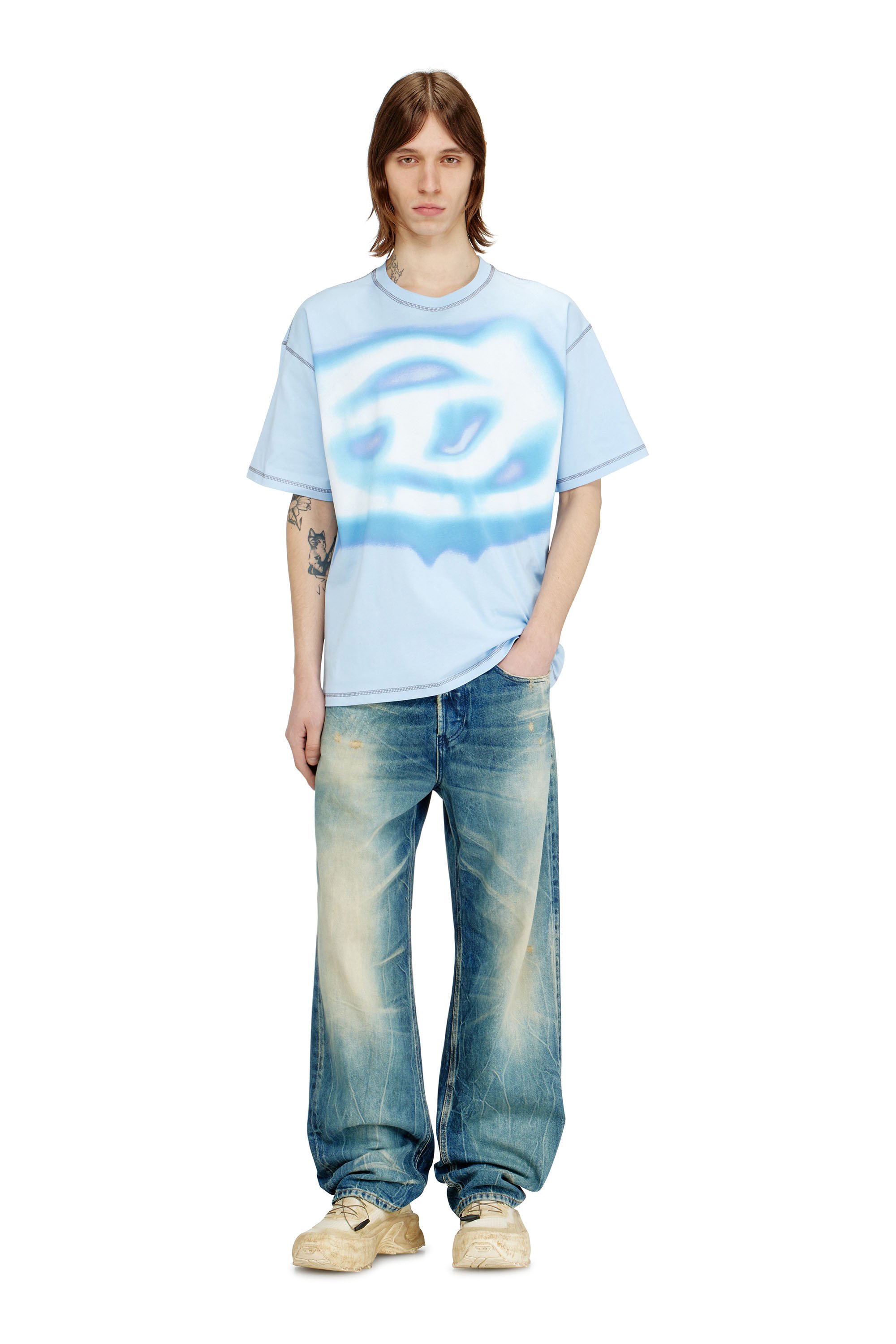 Diesel - T-BOXT-V11, Male's Relaxed T-shirt with water-effect print in ライトブルー - 2