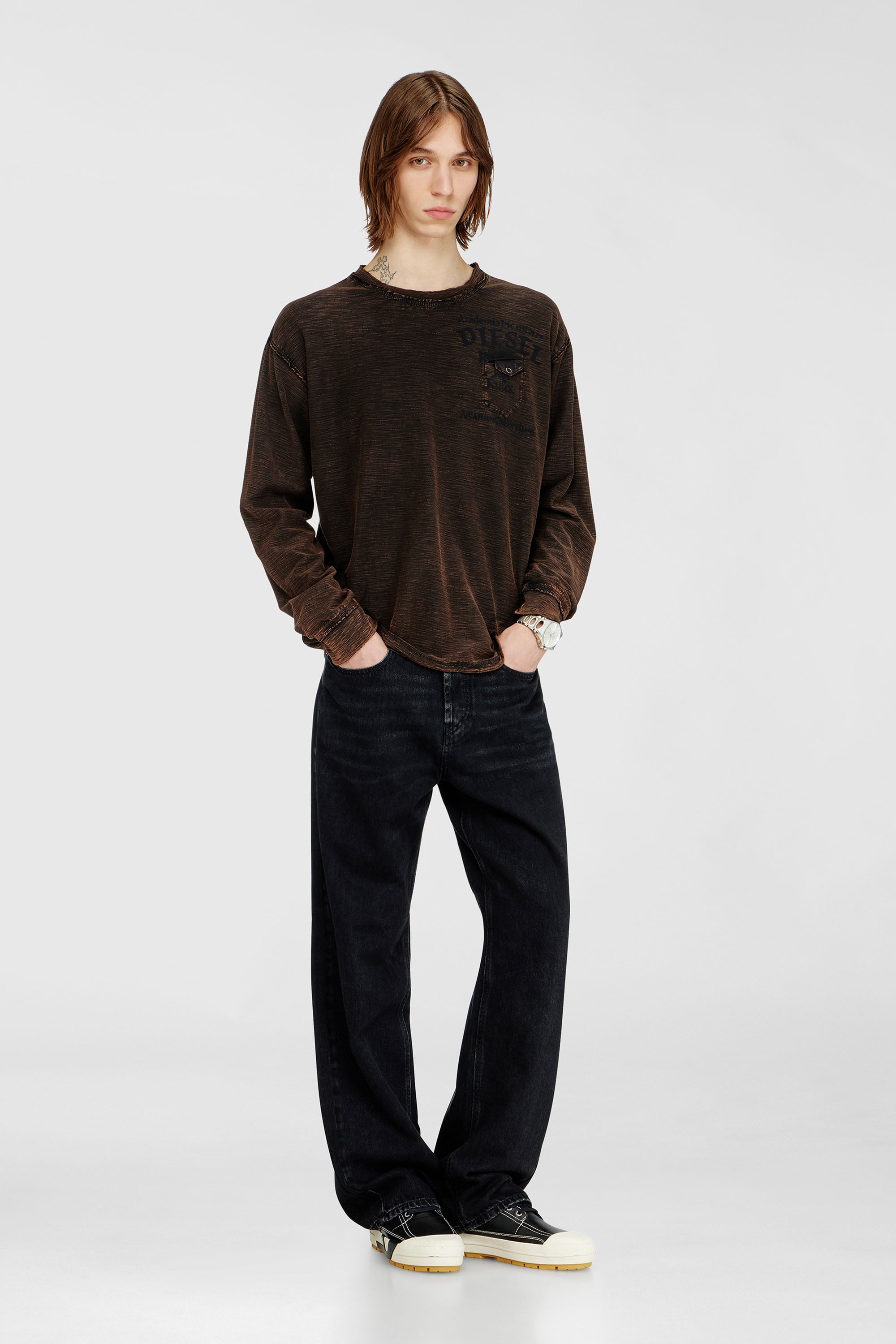 Diesel - T-ARDY-LS, Male's 長袖Tシャツ in ブラウン - 2
