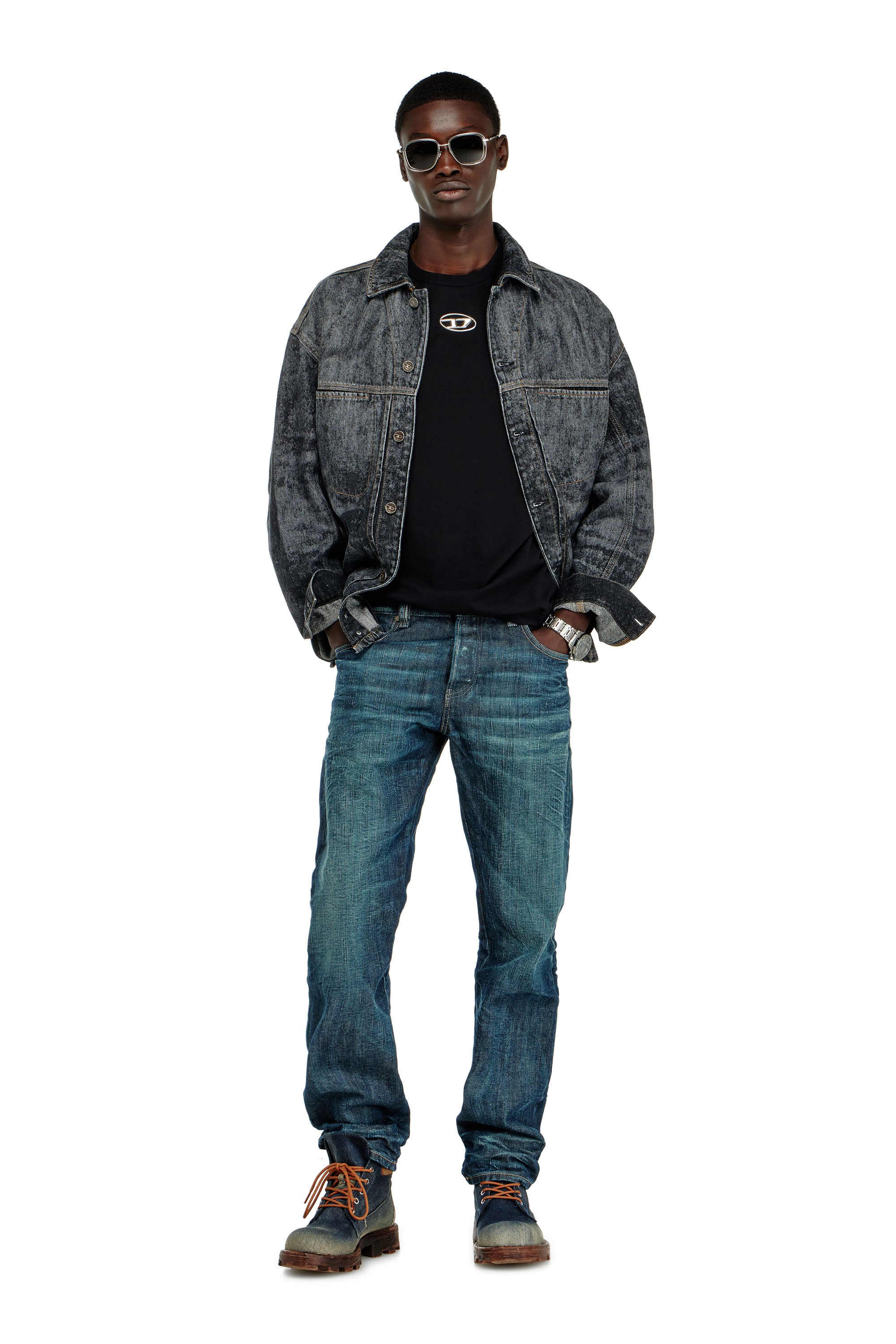 Diesel - T-ADJUST-OD, Male's T-shirt with metallic Oval D in ブラック - 2