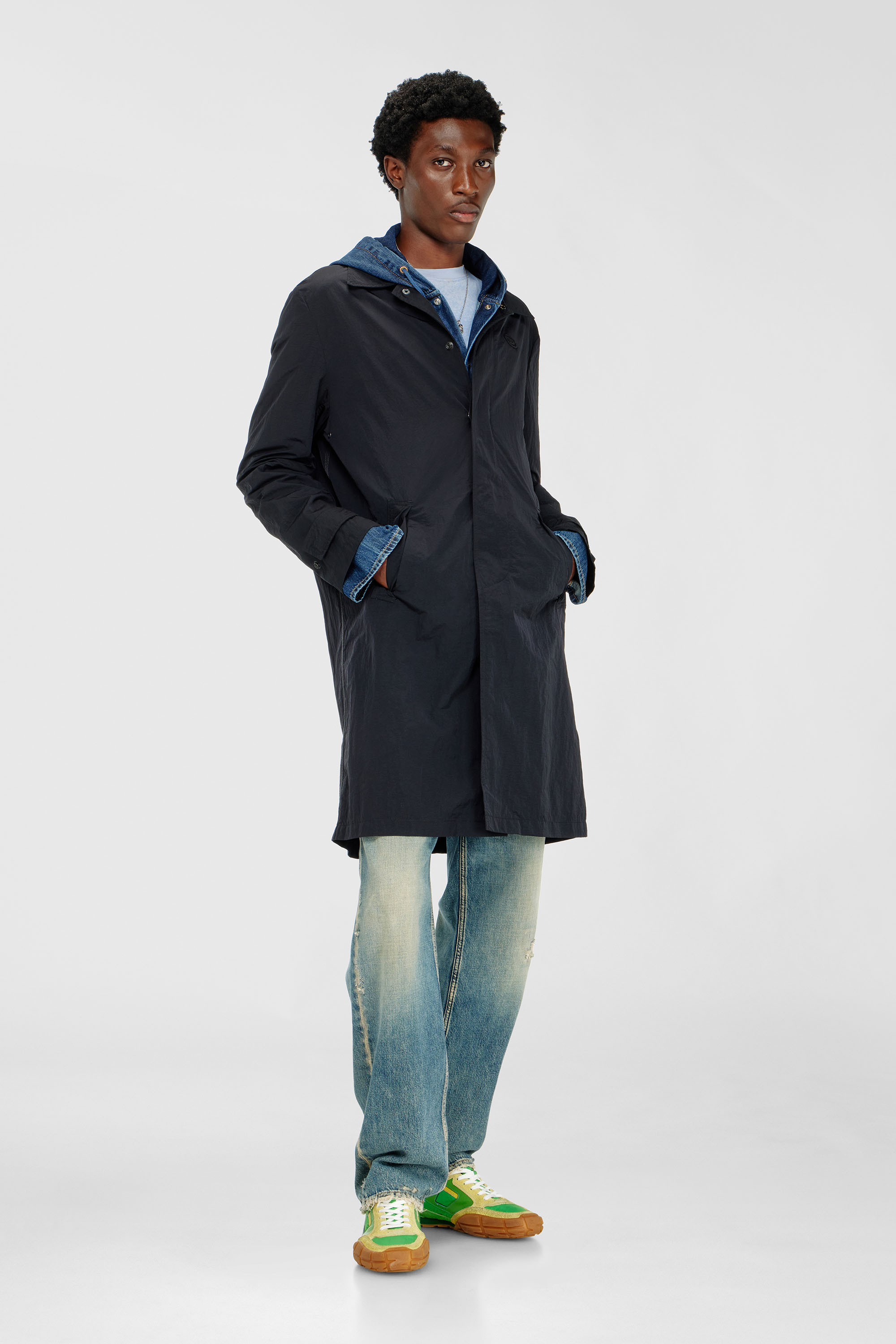 Diesel - J-BURHAT, Male's コート in ブラック - 2
