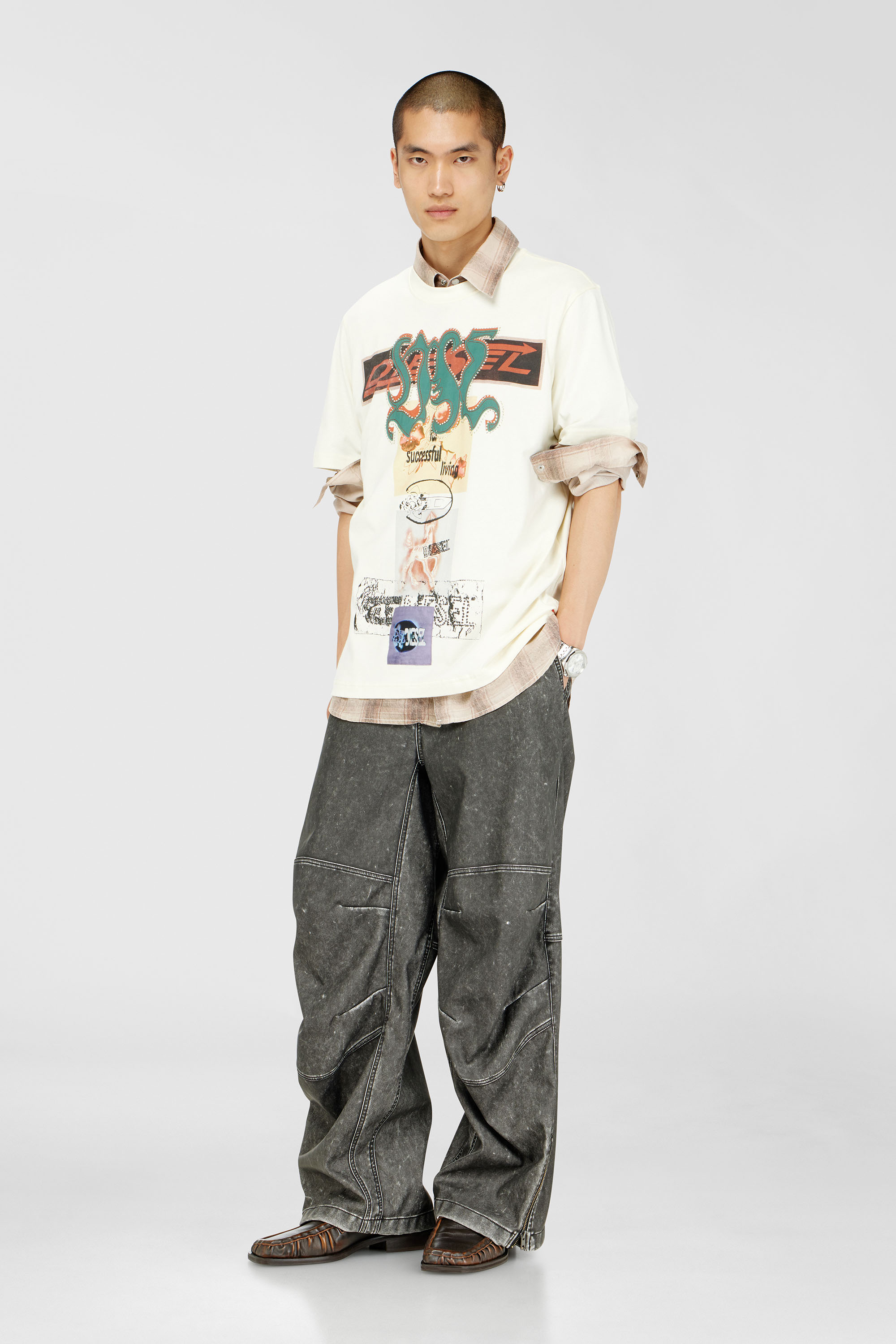 Diesel - T-ADJUST-AA4, Male's Tシャツ in ホワイト - 2
