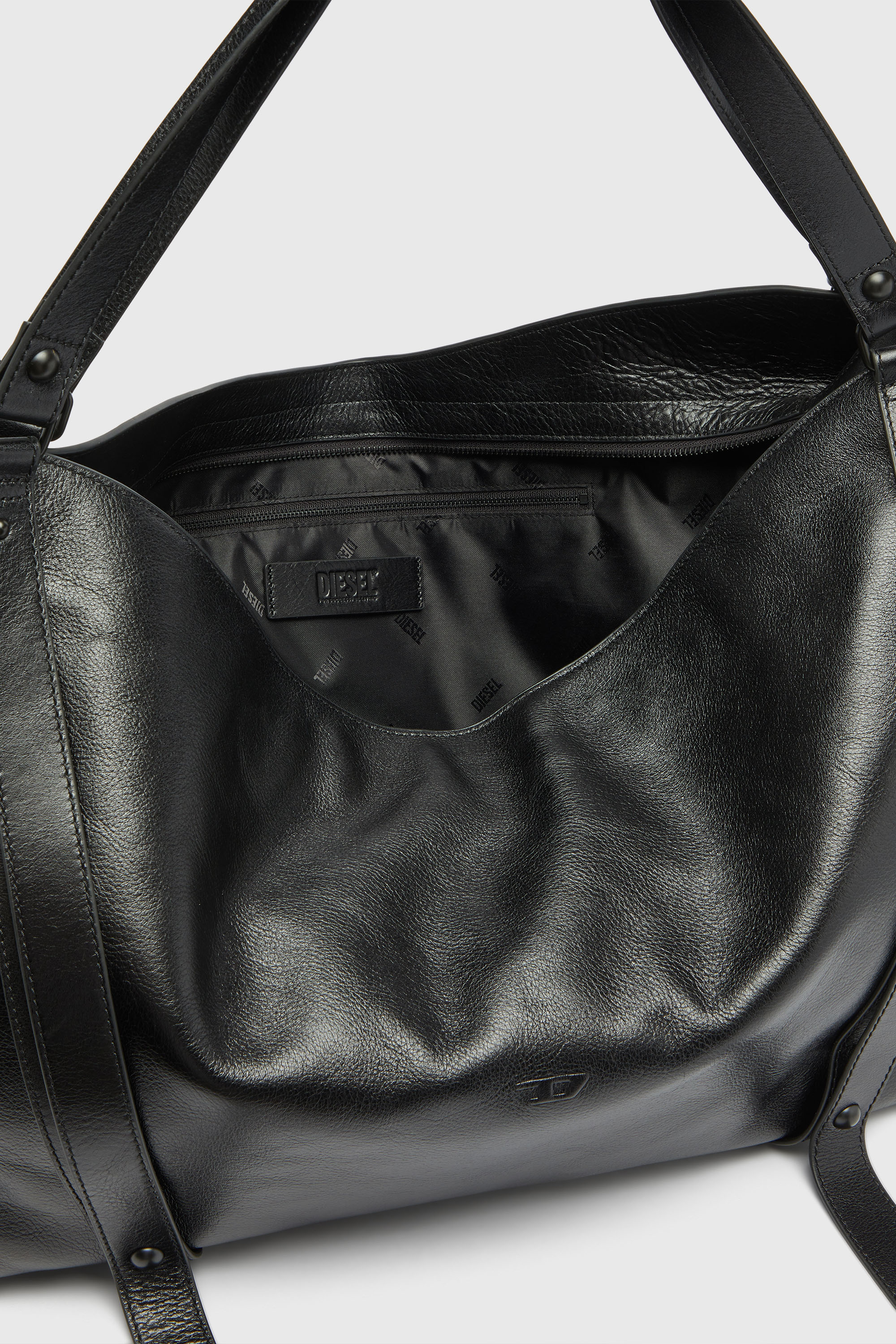 Diesel - D-ONE DUFFLE 48H, Unisex's D-One-Duffle bag in leather in ブラック - 4