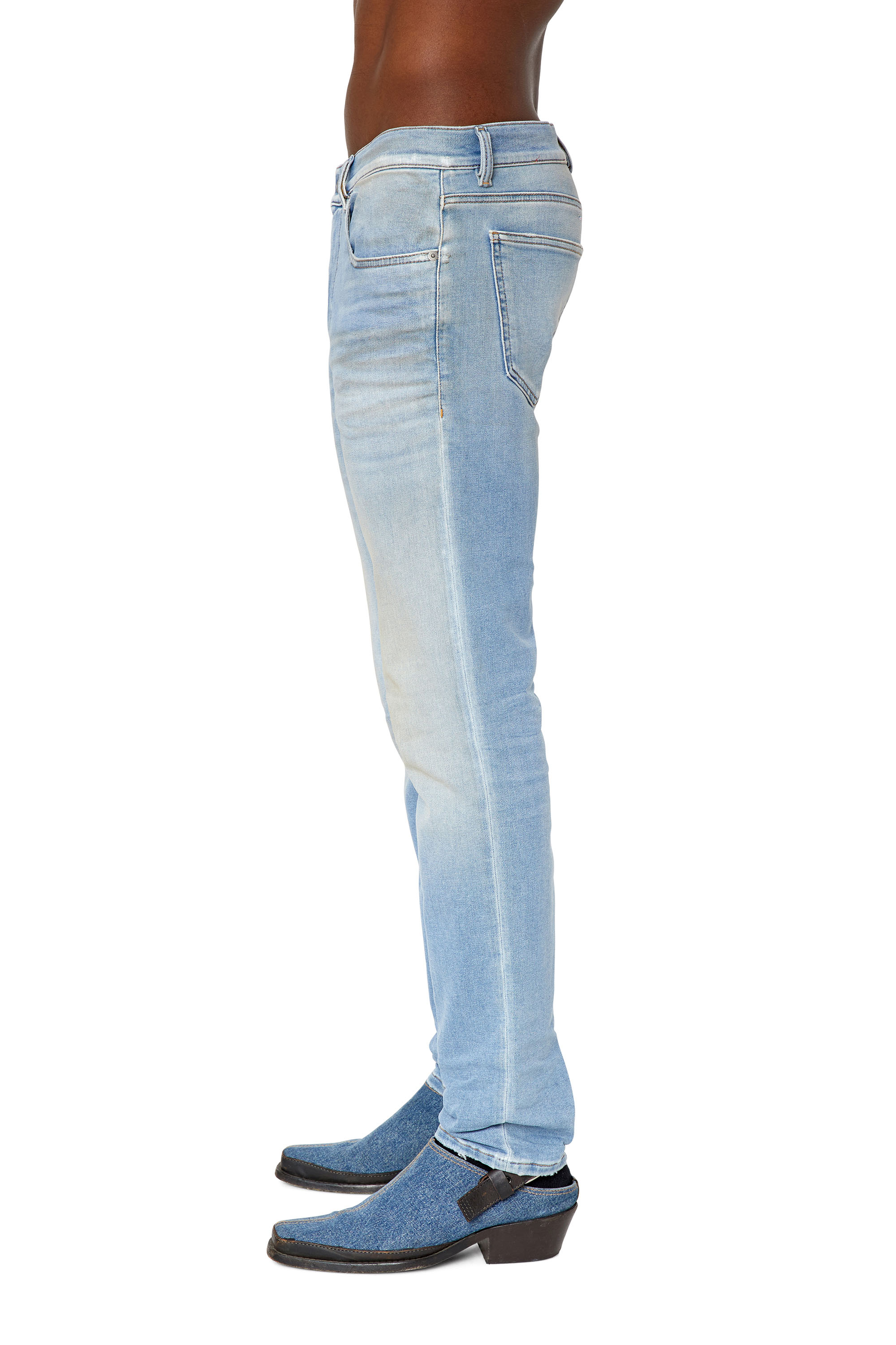 Diesel - Slim 2060 D-Strukt Joggjeans® 068CW, ライトブルー - Image 4