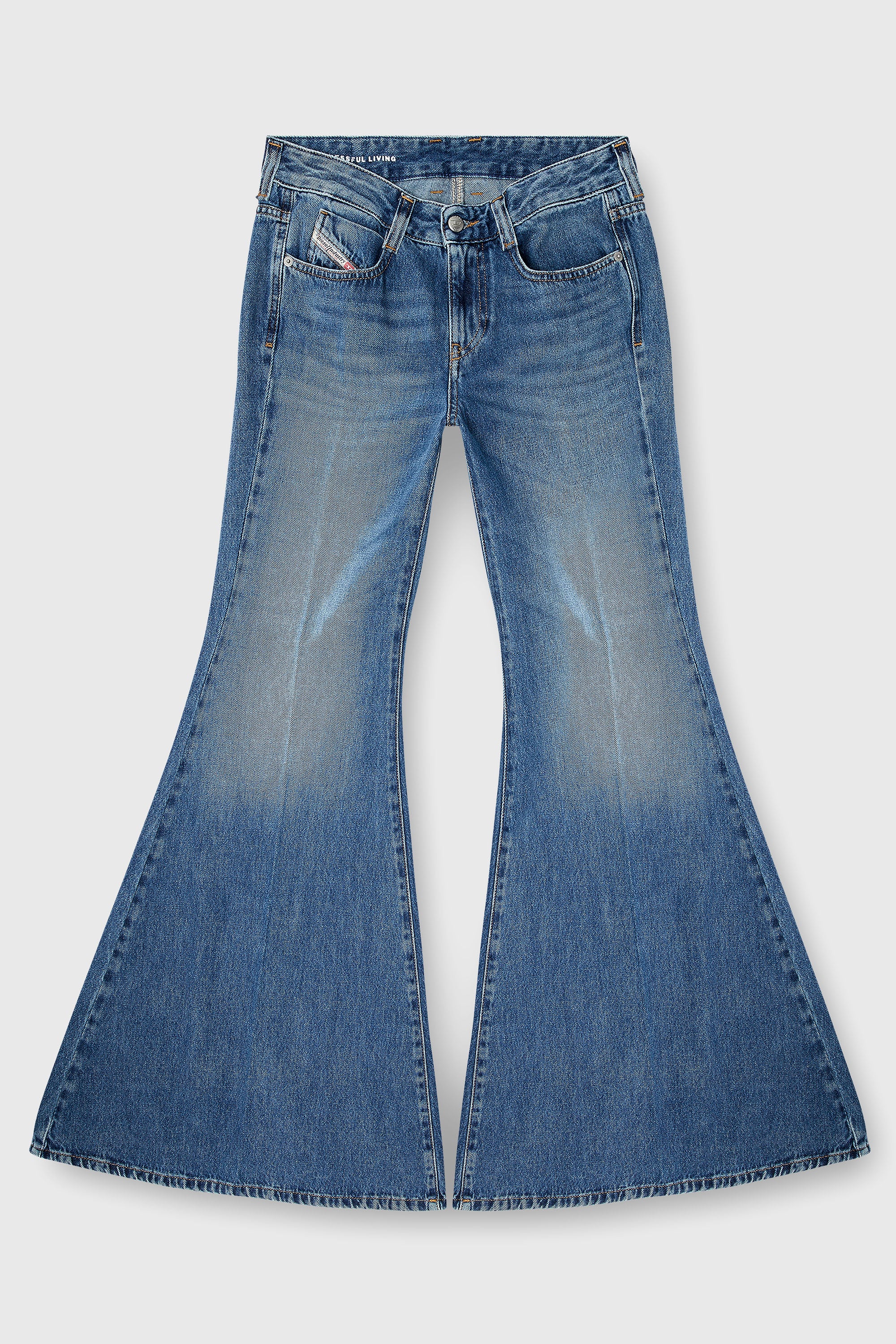 Diesel - Female's Flare Jeans 1970 D-Bleess 09M56, ミディアムブルー - 2