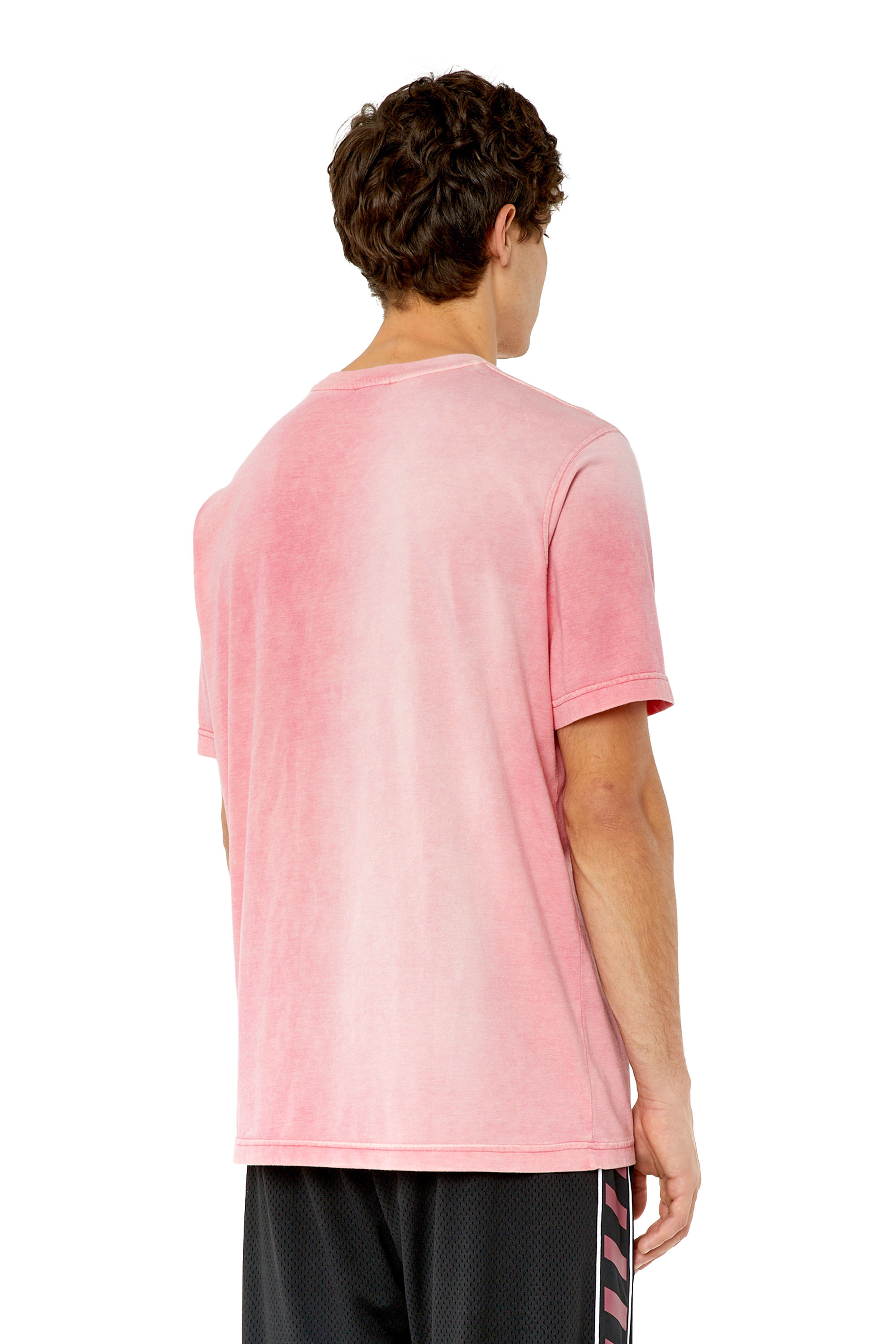 DIESEL】メンズ Tシャツ一覧｜ディーゼル公式オンラインストア