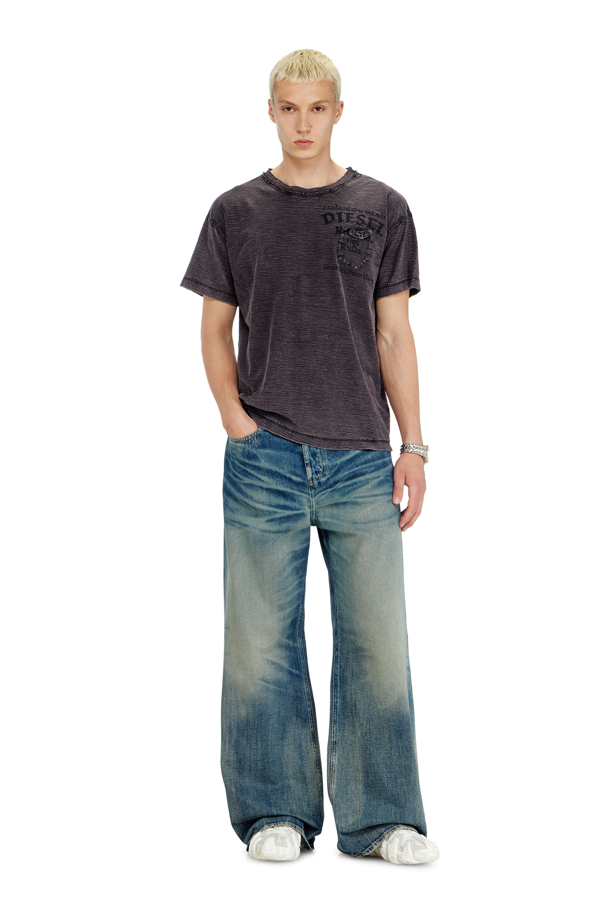 Diesel - T-ARDY, Male's Tシャツ in ダークグレー - 1