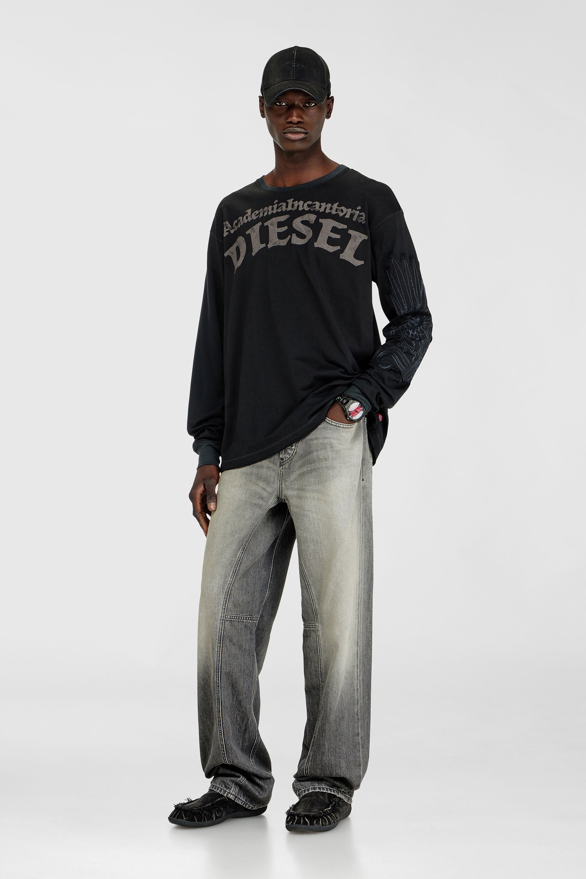Diesel - T-NORM-LS-AA3, Male's 長袖Tシャツ in ブラック - 2