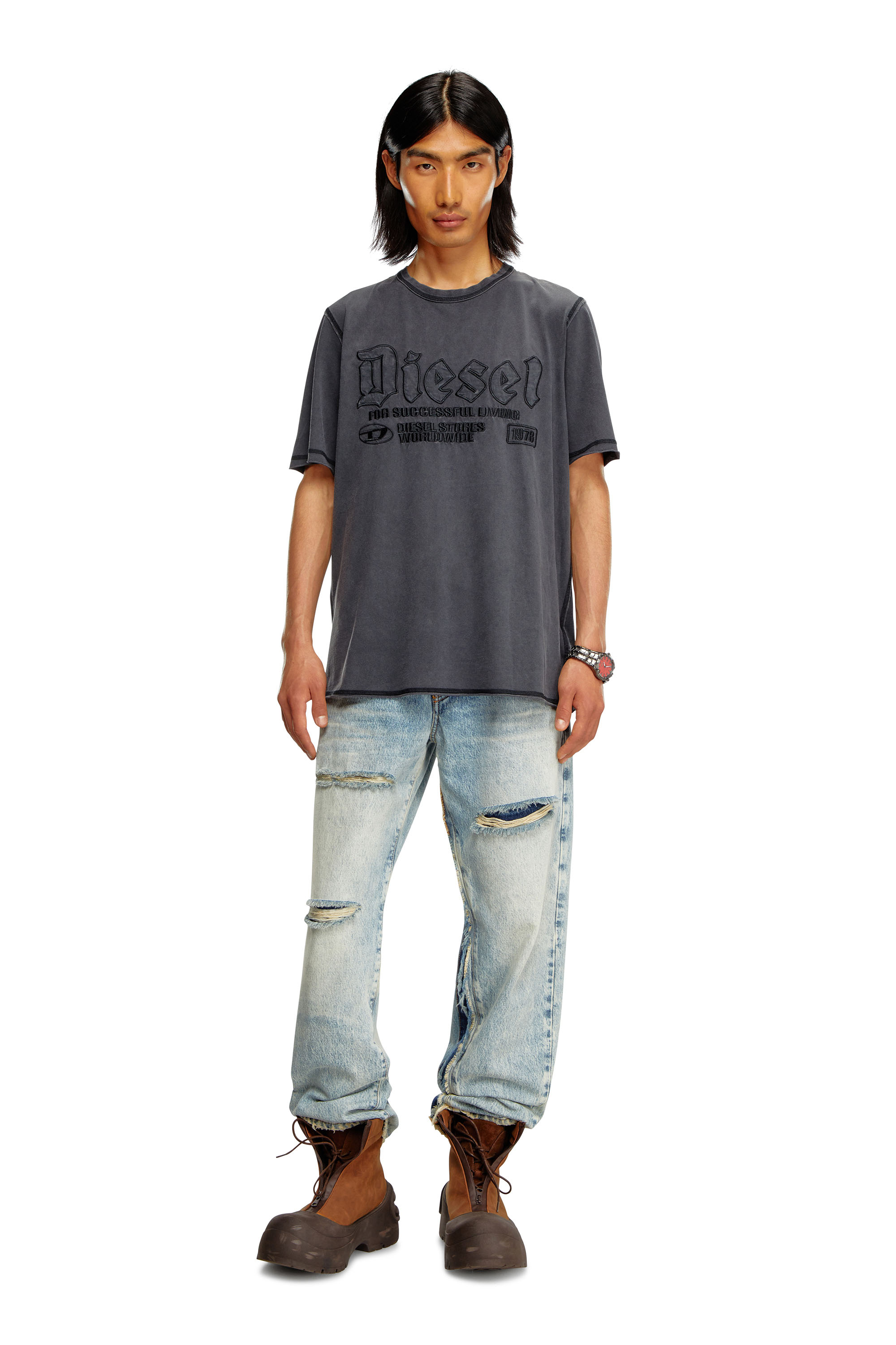 Diesel - T-RAWJUST, Male's Faded T-shirt with tonal embroidery in ブラック - 1