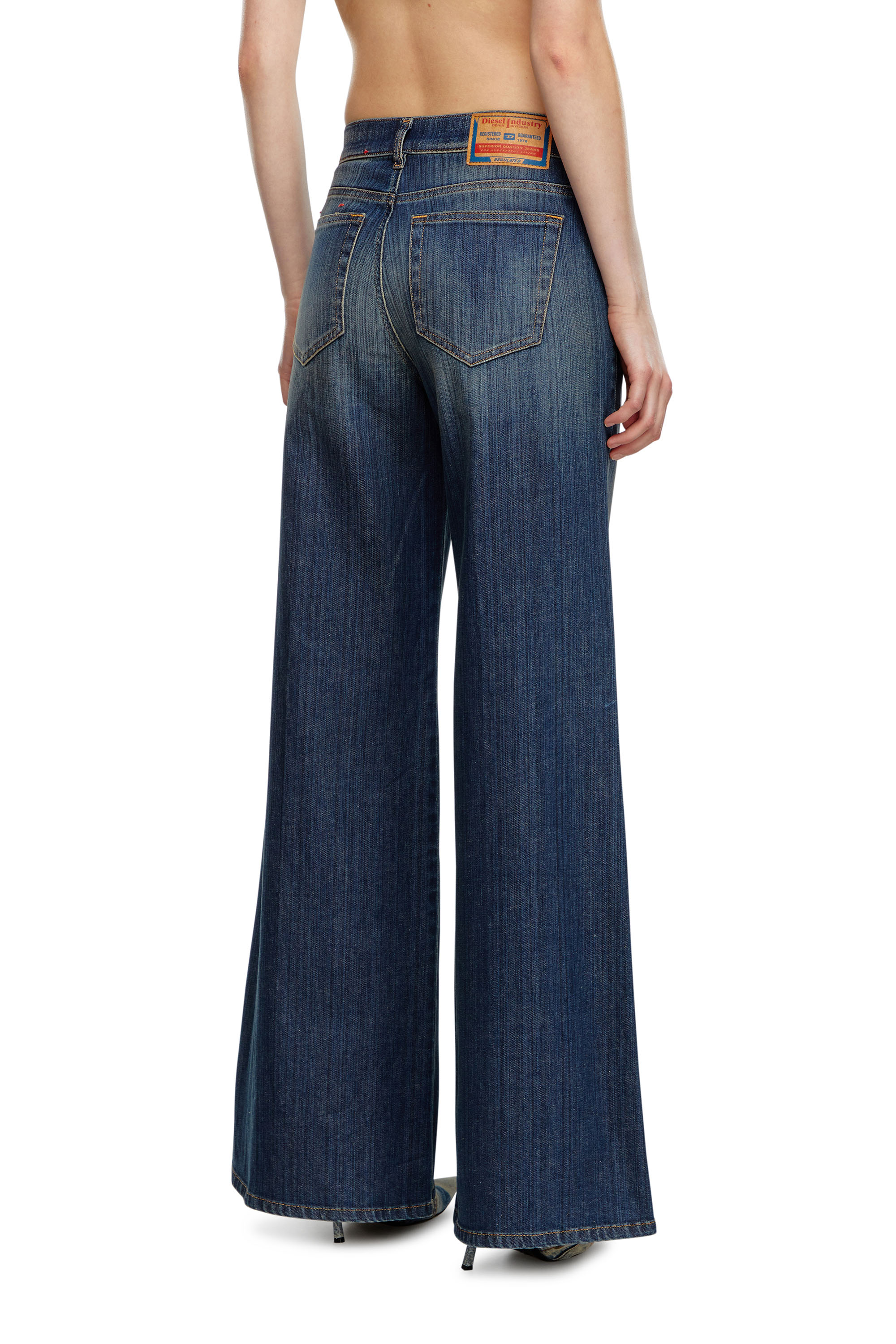 Diesel - Female's Flare Jeans 1978 D-Akemi 09J45, ダークブルー - 4