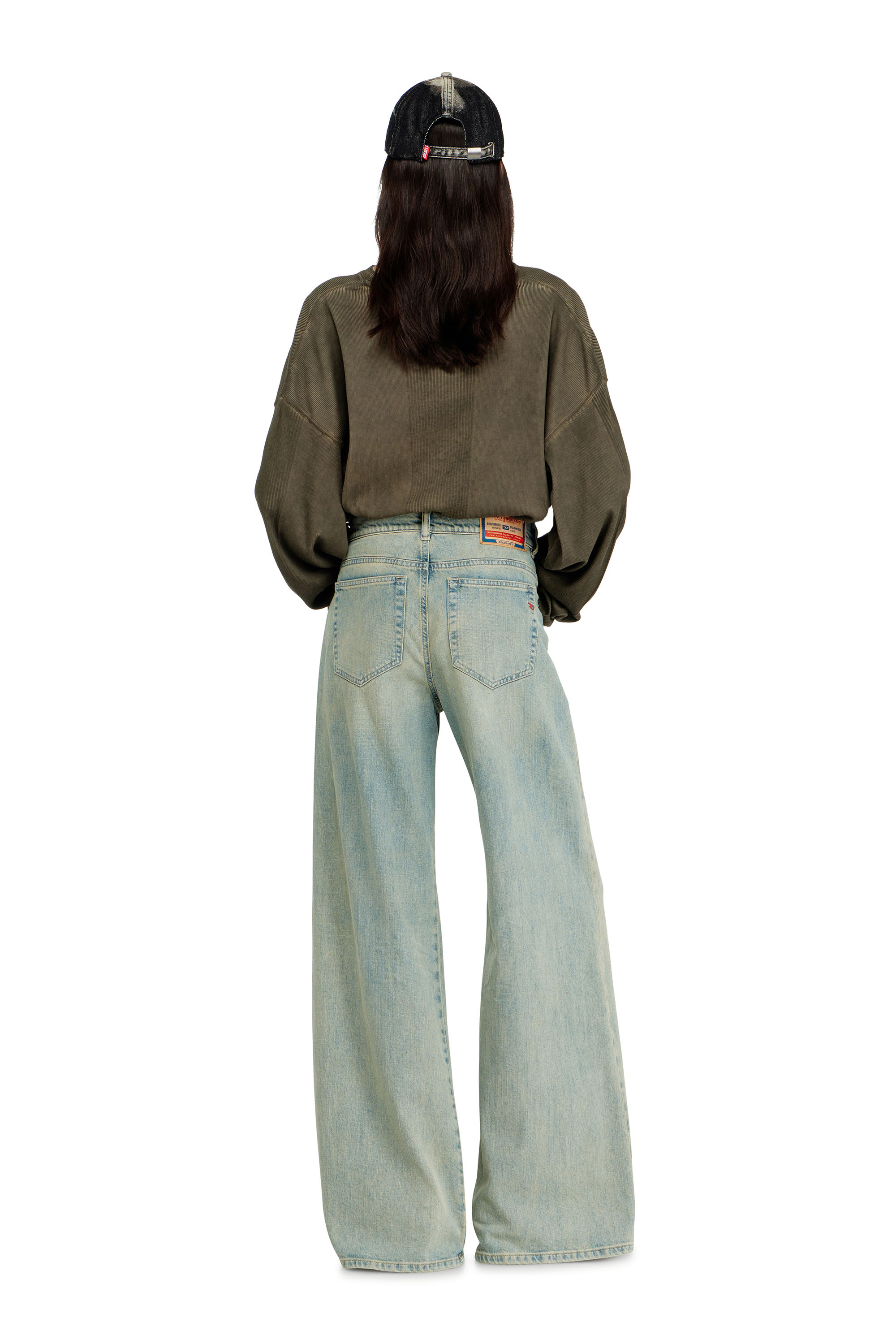 Diesel - Female's Flare Jeans 1978 D-Akemi 09N33, ミディアムブルー - 3