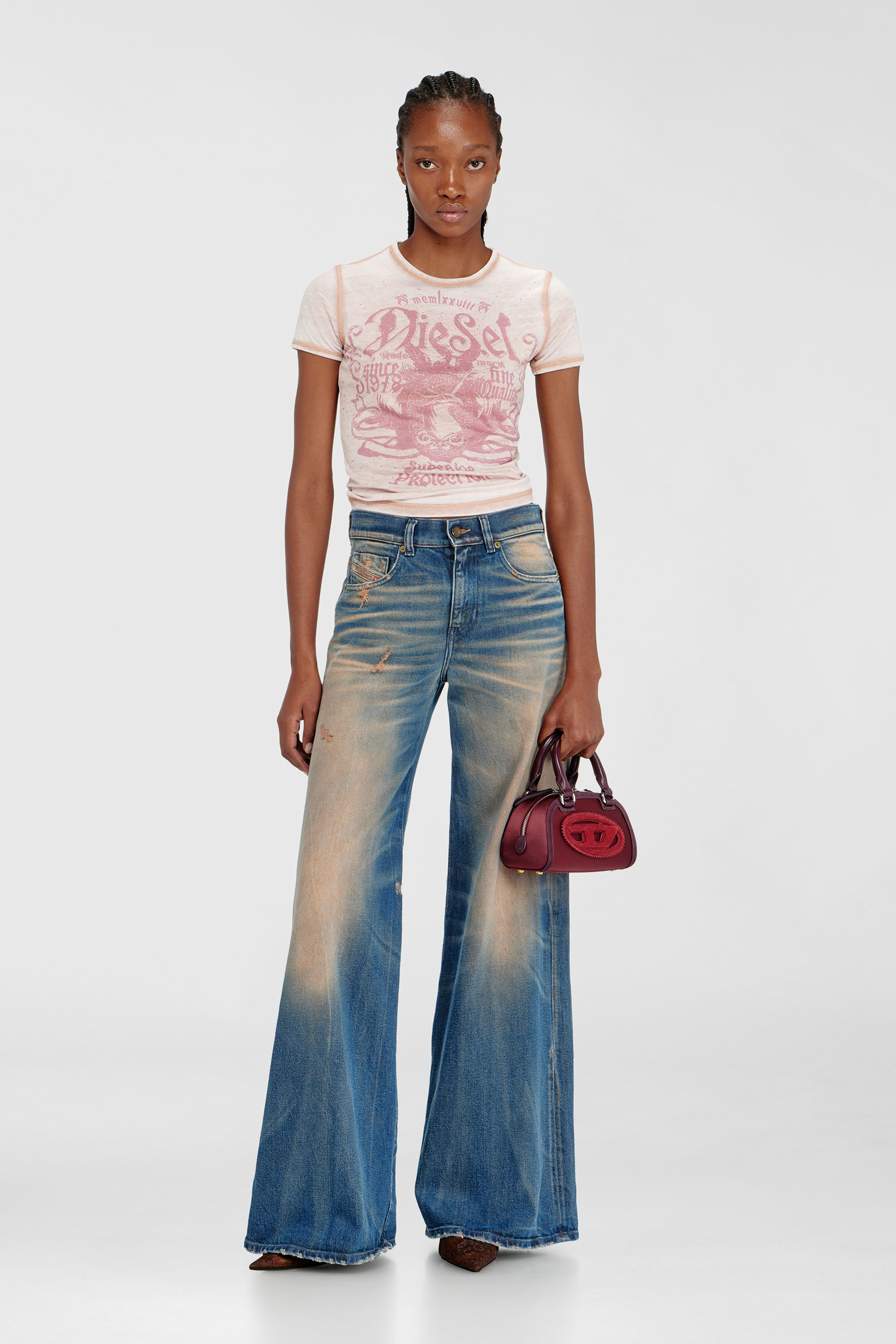Diesel - T-UNCUTIES-LONG-AA3, Female's Tシャツ in ピンク / ホワイト - 1