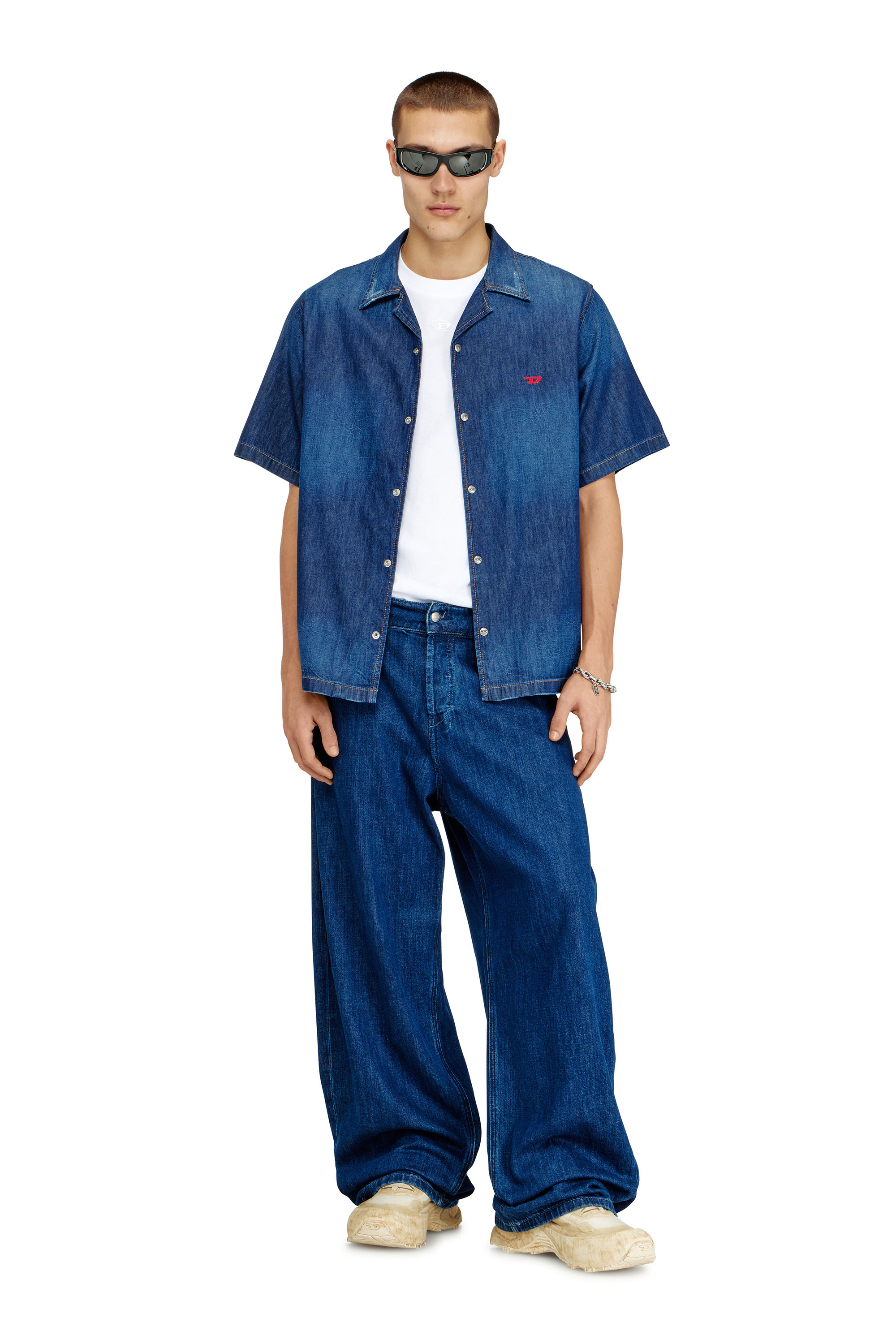 Diesel - D-NABIL-D, Male's Denim short-sleeve shirt in ブルー - 1