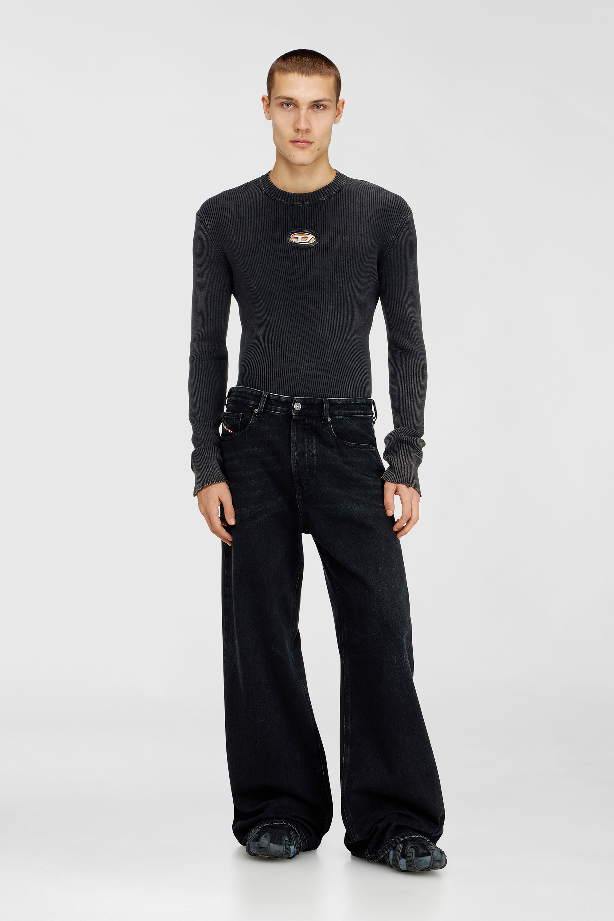 Diesel - Male's Relaxed Jeans D-Rise 09P09, ブラック/ダークグレー - 1