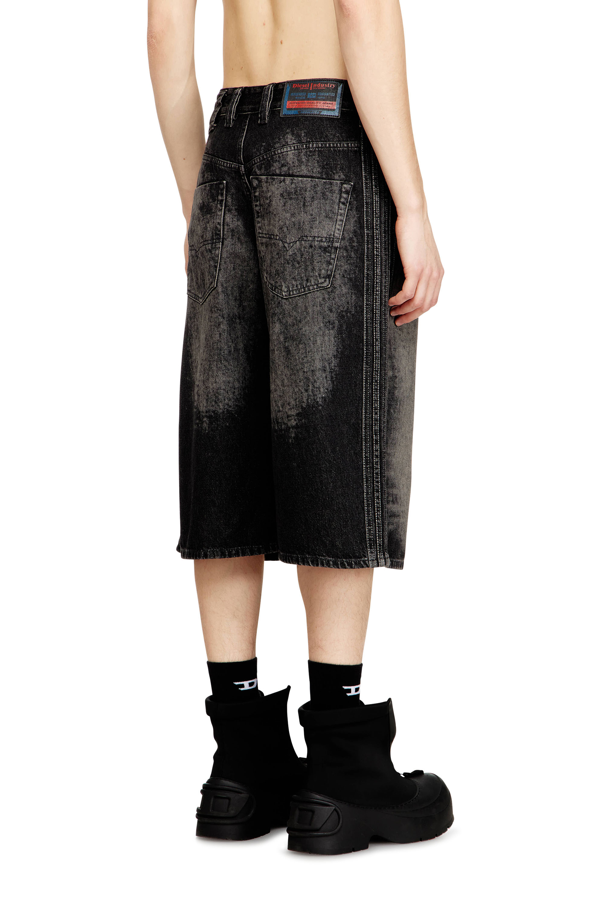 Diesel - D-ENIM-M-SHORT-S, Unisex's デニムショートパンツ in ブラック - 4