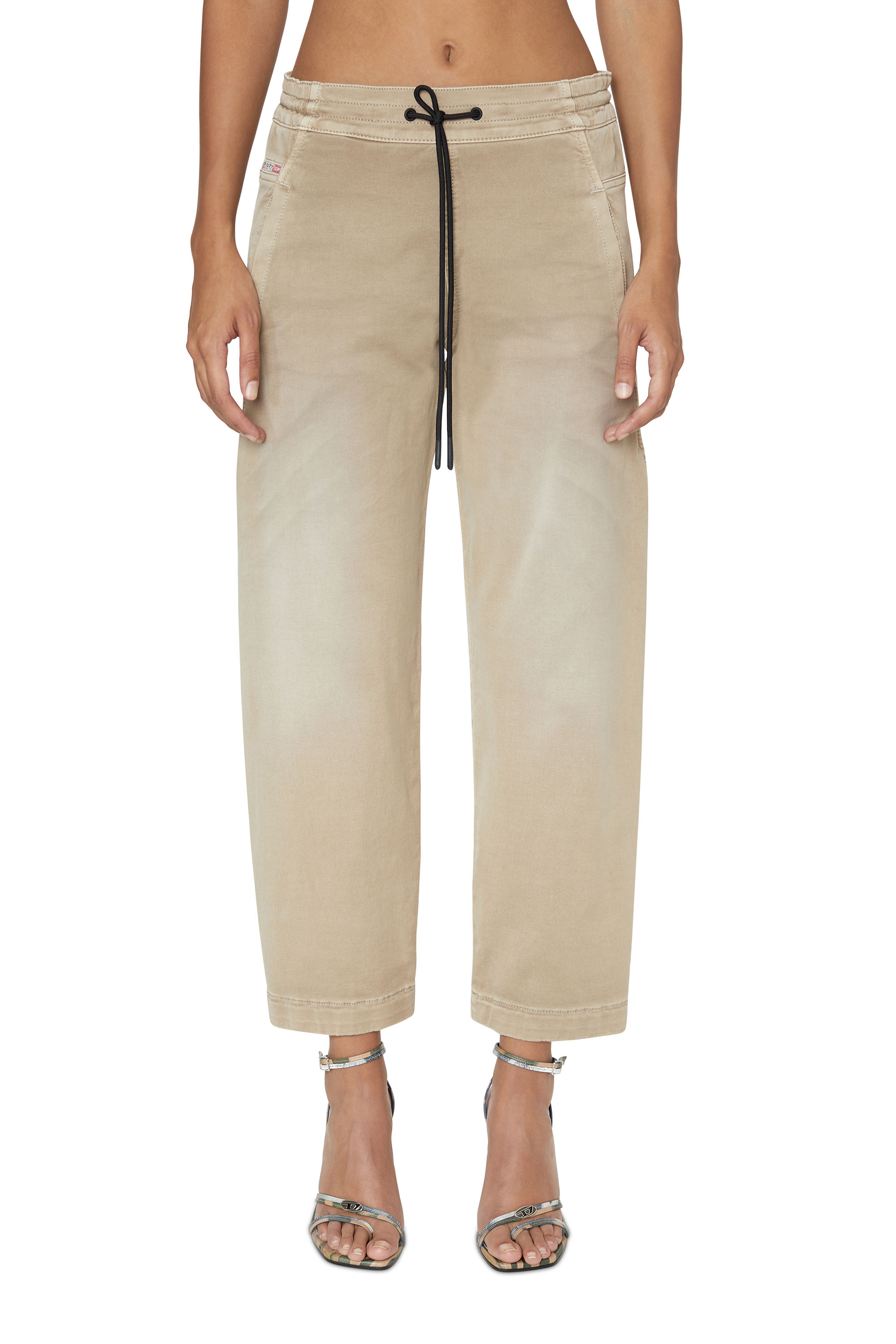 Diesel - Boyfriend Krailey JoggJeans® Z670M, ベージュ - Image 1