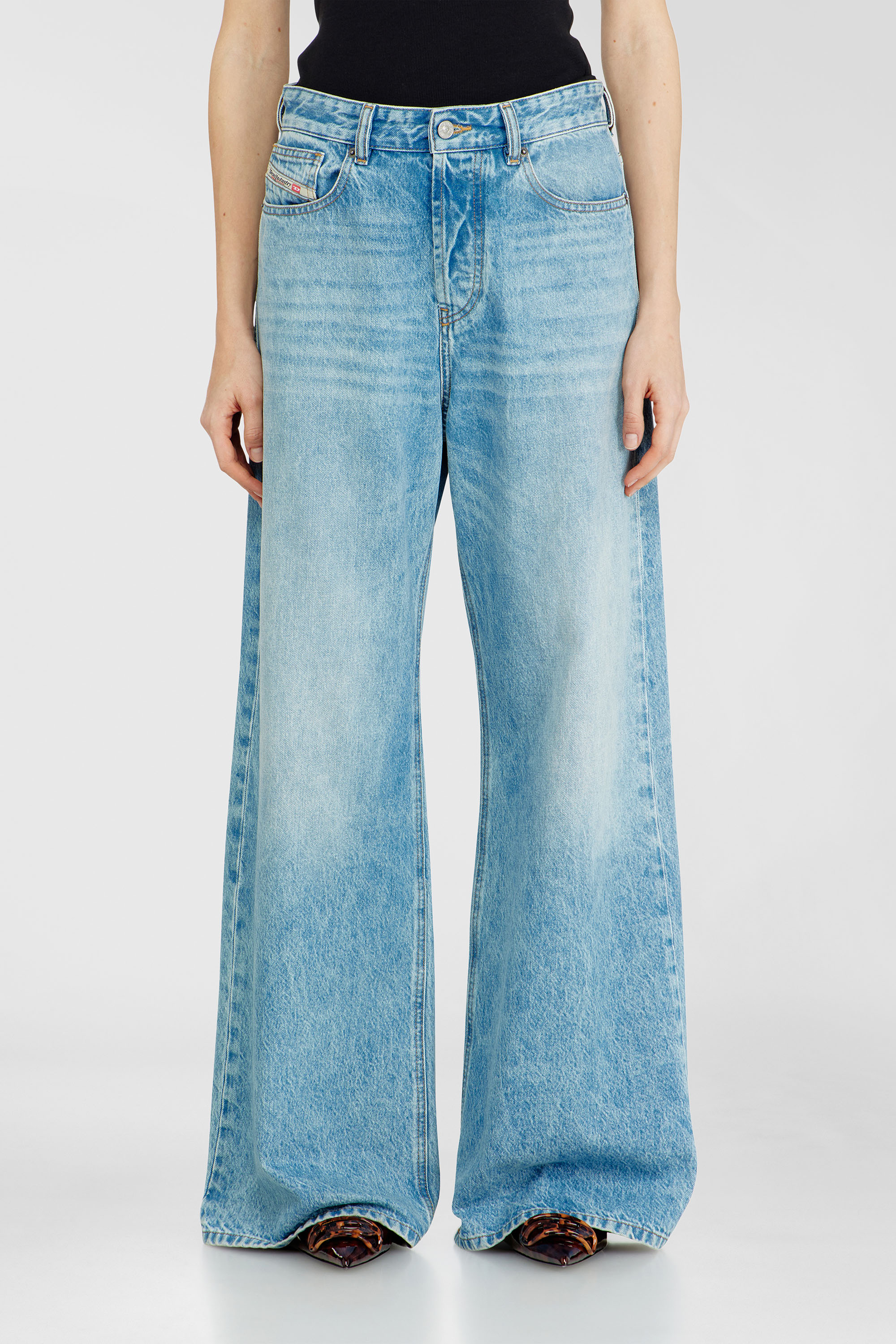 Diesel - Unisex's Relaxed Jeans 1996 D-Sire 09I29, ライトブルー - 1