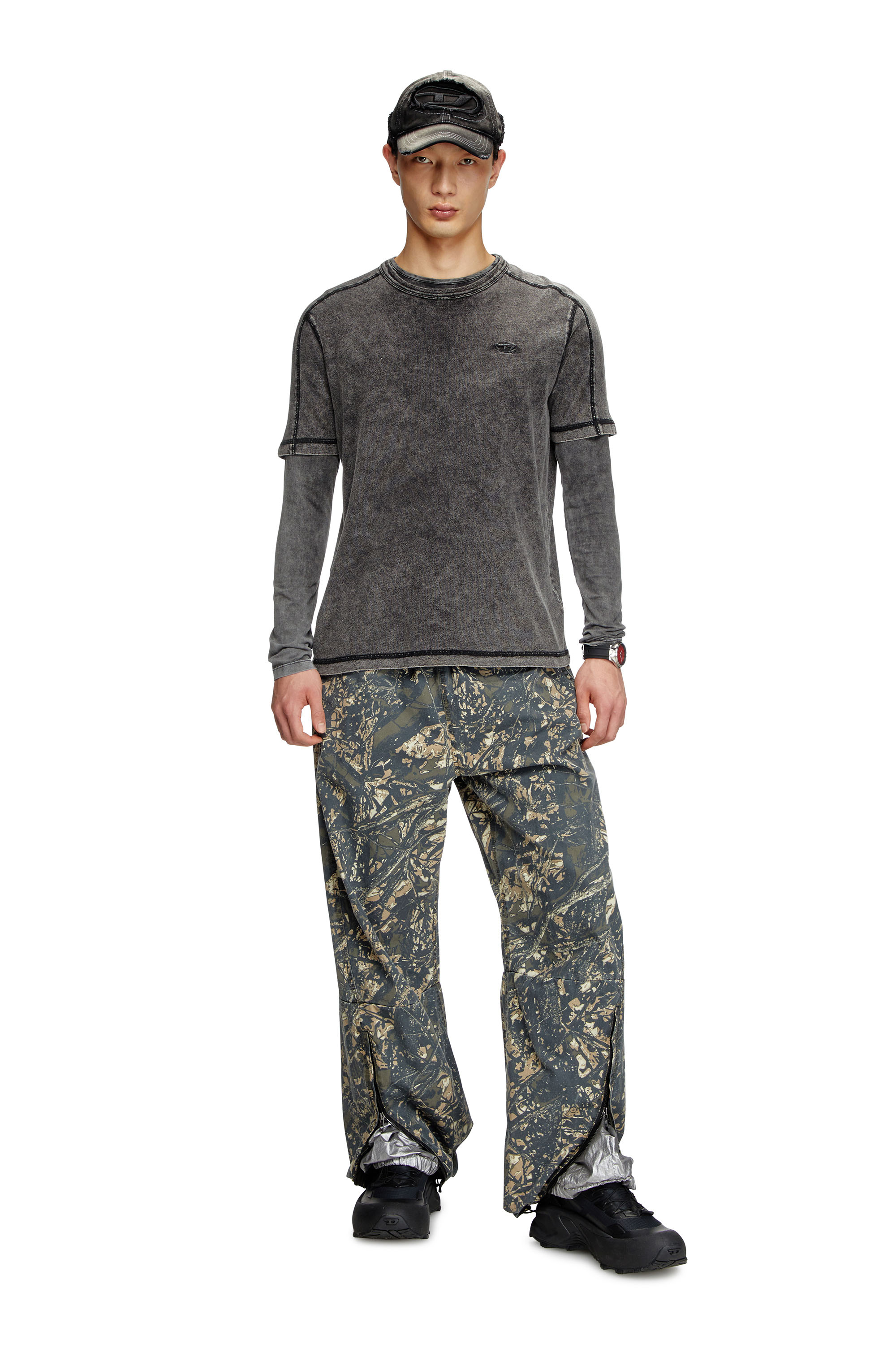 Diesel - T-ADJIND, Male's Tシャツ in ブラック - 1