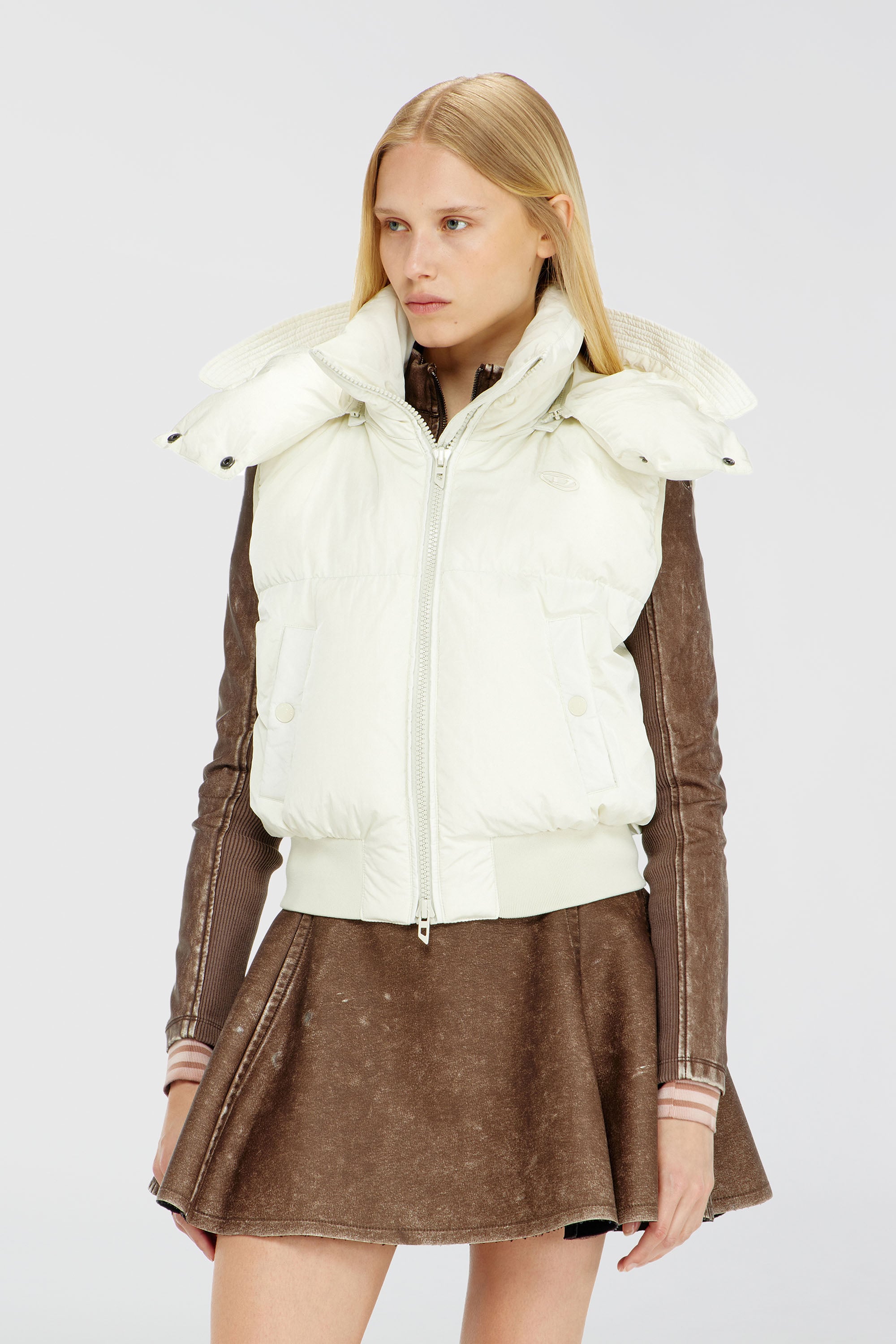 Diesel - W-PEYT-SSL-NEW-WD, Female's ダウンベスト in ホワイト - 1